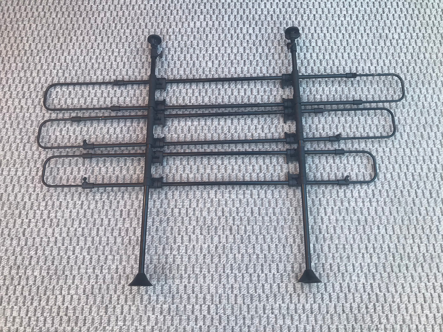 Petsafe Happy Ride Adjustable Metal Dog Barrier Gate Fits All North American SUV and Cars Adjustable Like New