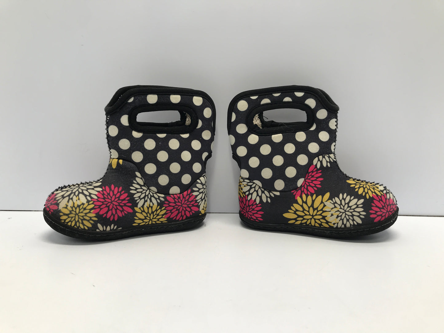 Rain Boots Bogs Baby Toddler Size 6 Waterproof Neoprene Rubber Sole Black Floral Excellent