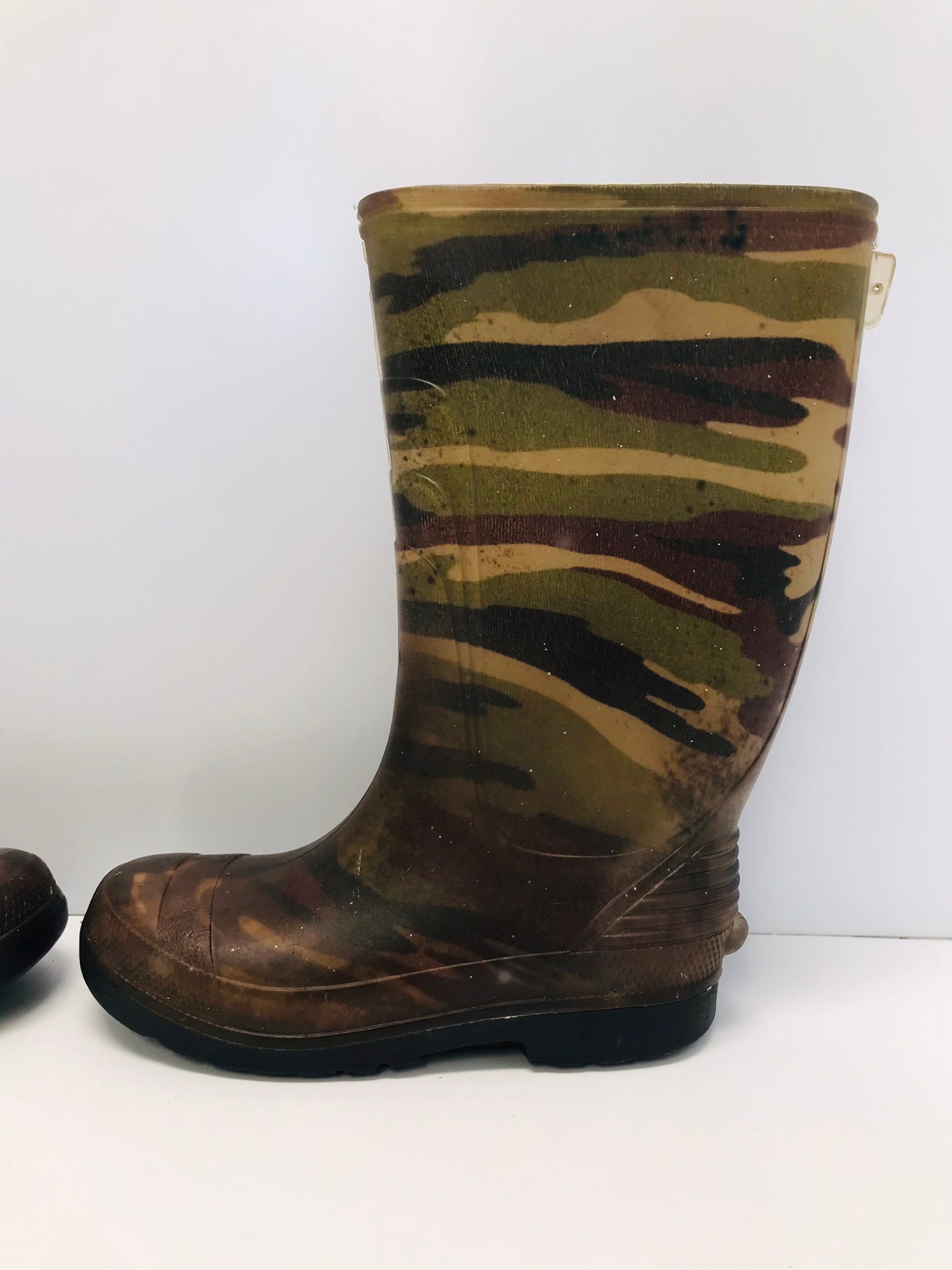 Rain Boots Child Size 1 Camo Waterproof