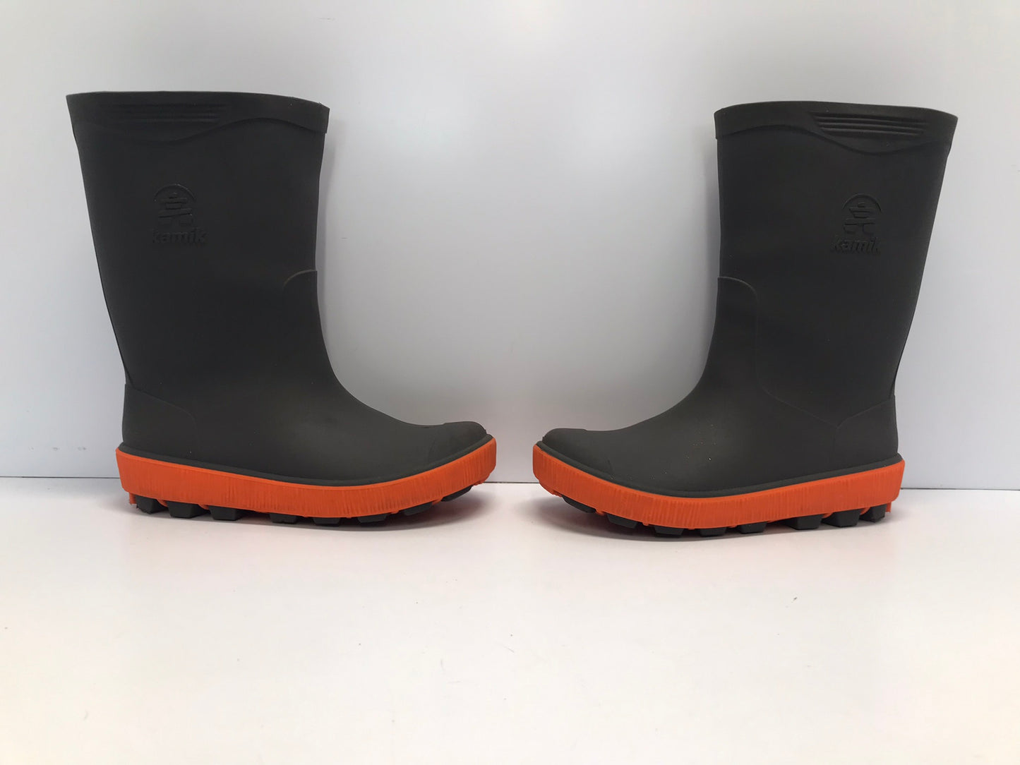 Rain Boots Child Size 4 Kamik Grey Orange As New
