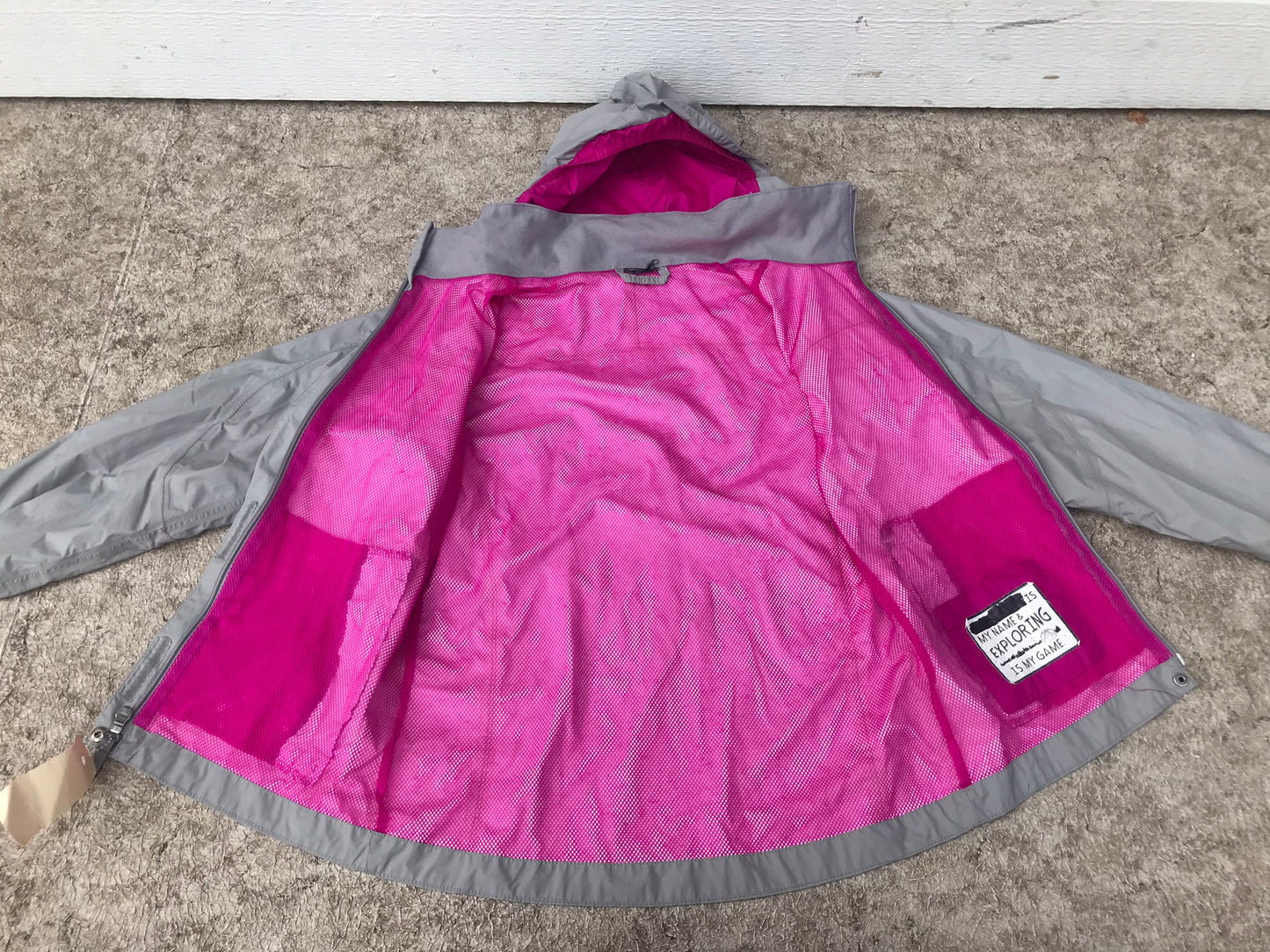 Rain Coat Child Size 8-10 The North Face Grey Pink