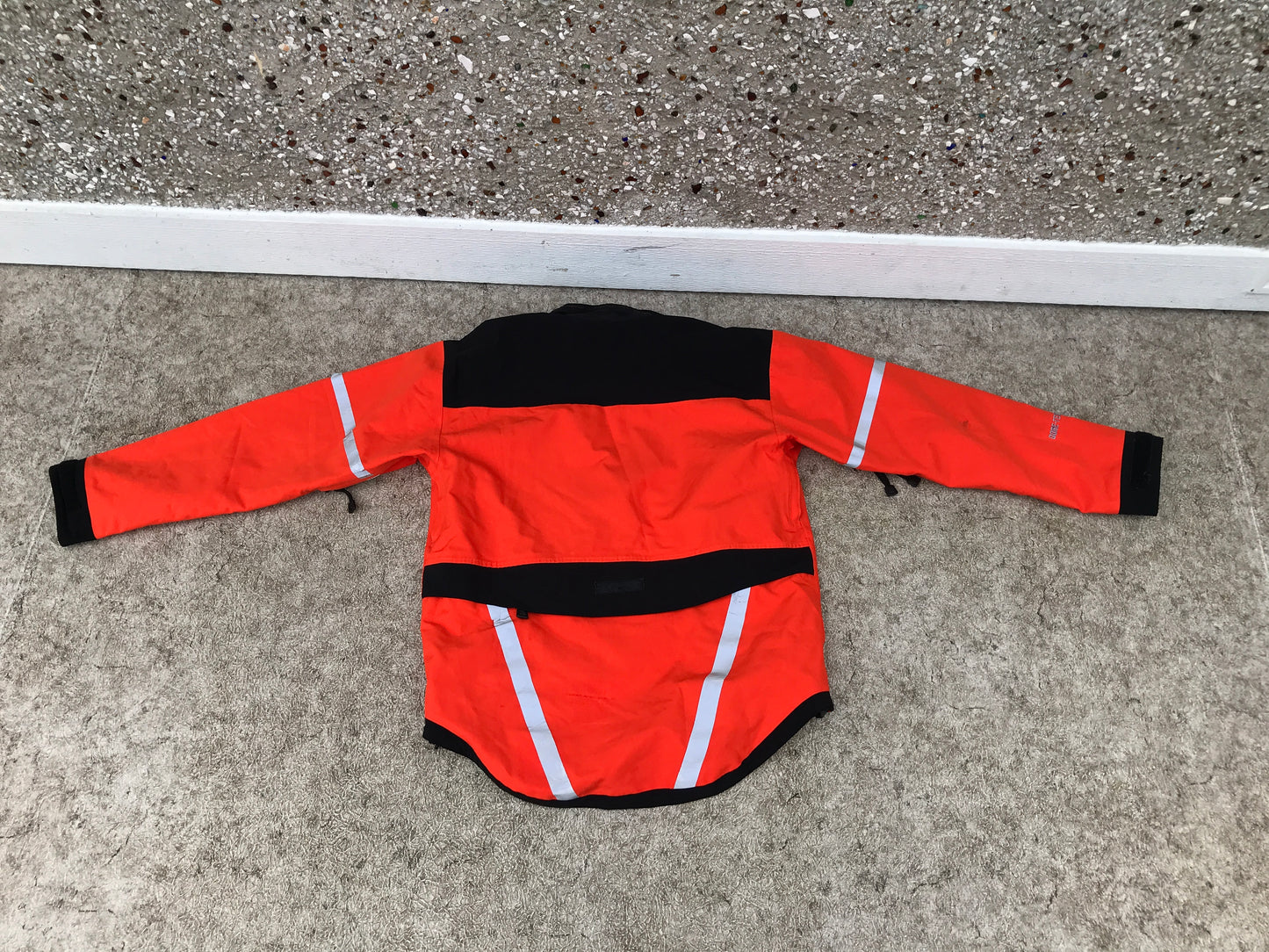 Rain Coat Men's Size Medium Far West Gore-Tex Waterproof Safety Reflectors Orange Black Excellent