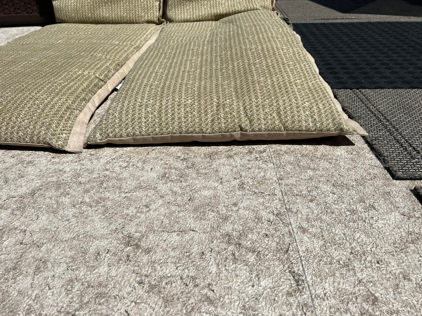 Set 2 Outdoor Patio Deck Camping Lounge Chair Pads 70 inch Long Pop Over Slot On The Back Outstanding Quality
