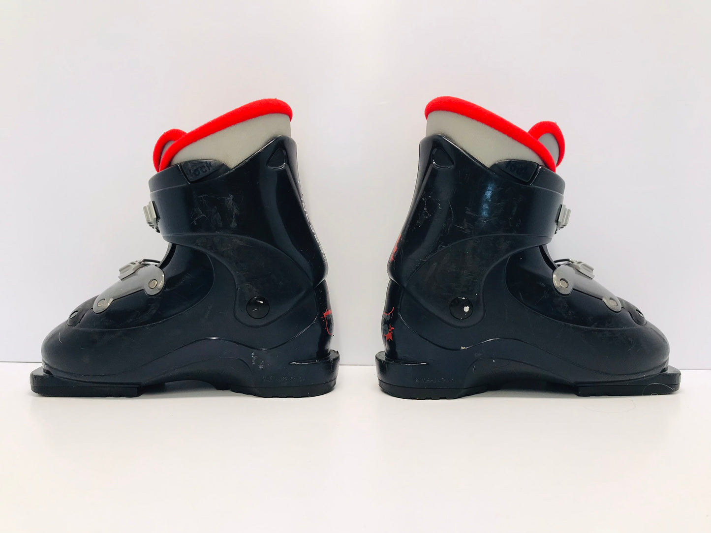 Ski Boots Mondo Size 19.5 Child Size 13.5 240 mm Salomon Black Red