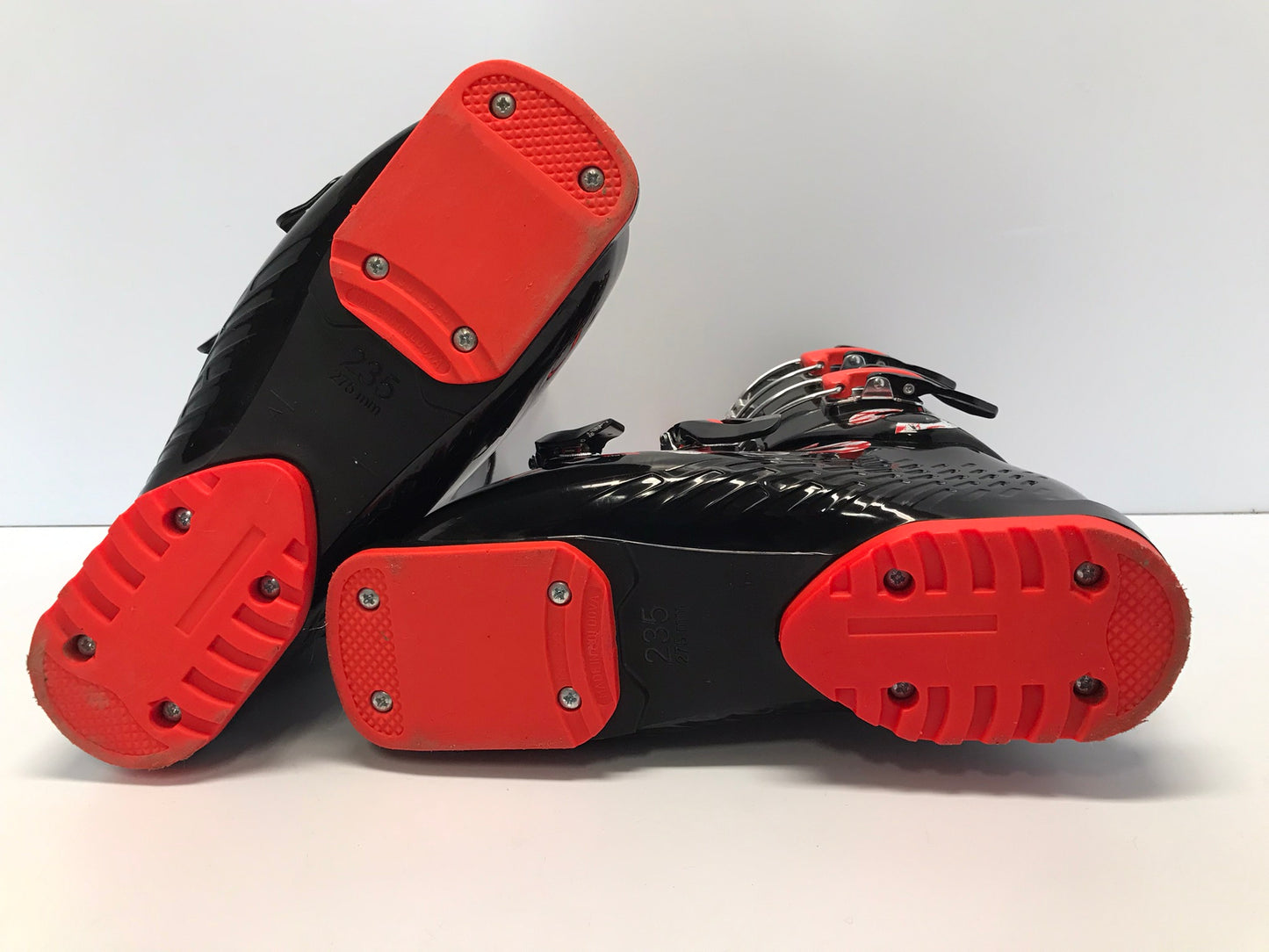 Ski Boots Mondo Size 23.5 Men's Size 5 Ladies Size 6 275 mm Rossignol Black Orange New Demo Model