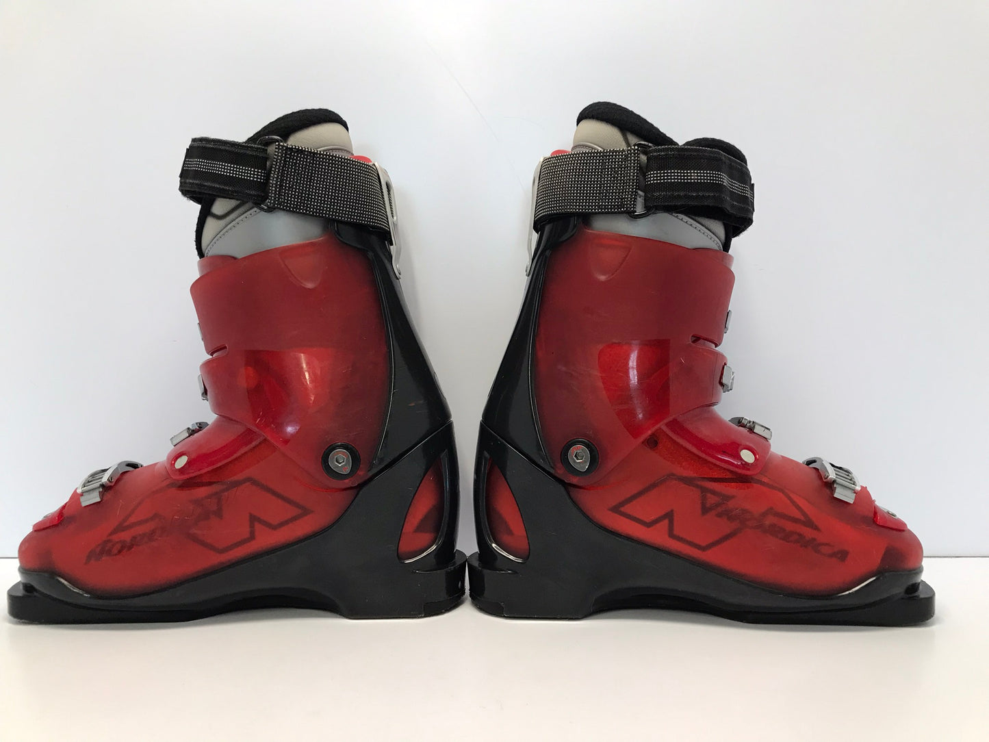 Ski Boots Mondo Size 26.5 Men's Size 8.5 Ladies Size 9.5 305mm Nordica Beast Black Red