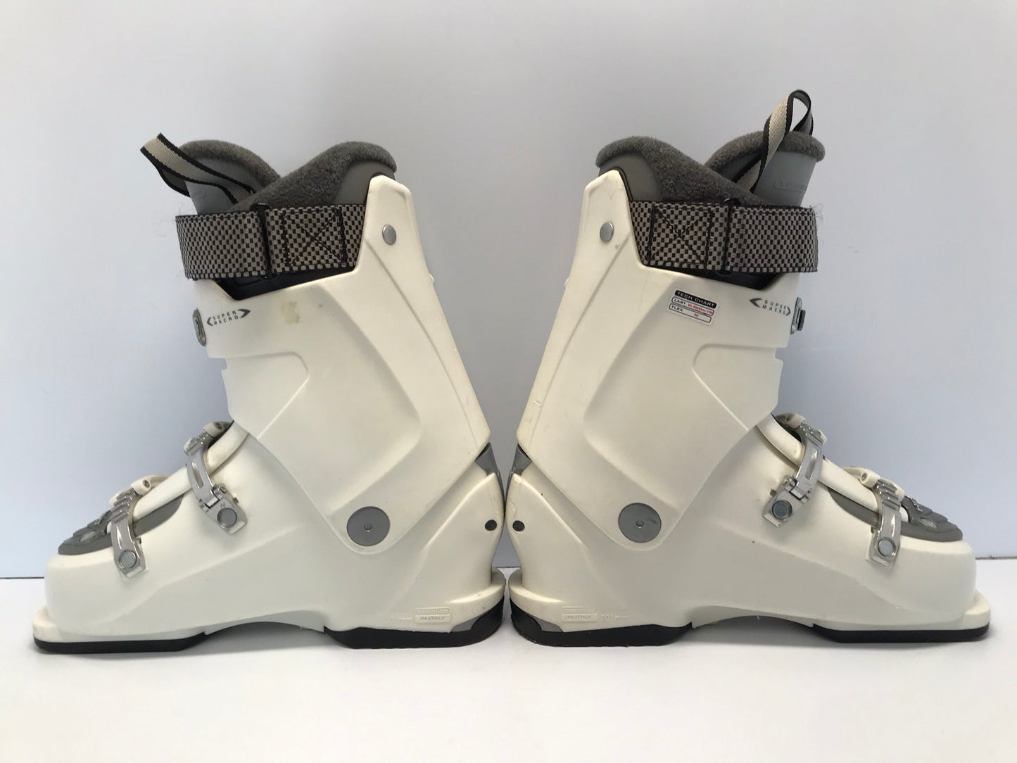Ski Boots Mondo Size 26 Men's Size 8 Ladies Size 9 301mm Head Soft Walk White Black Red