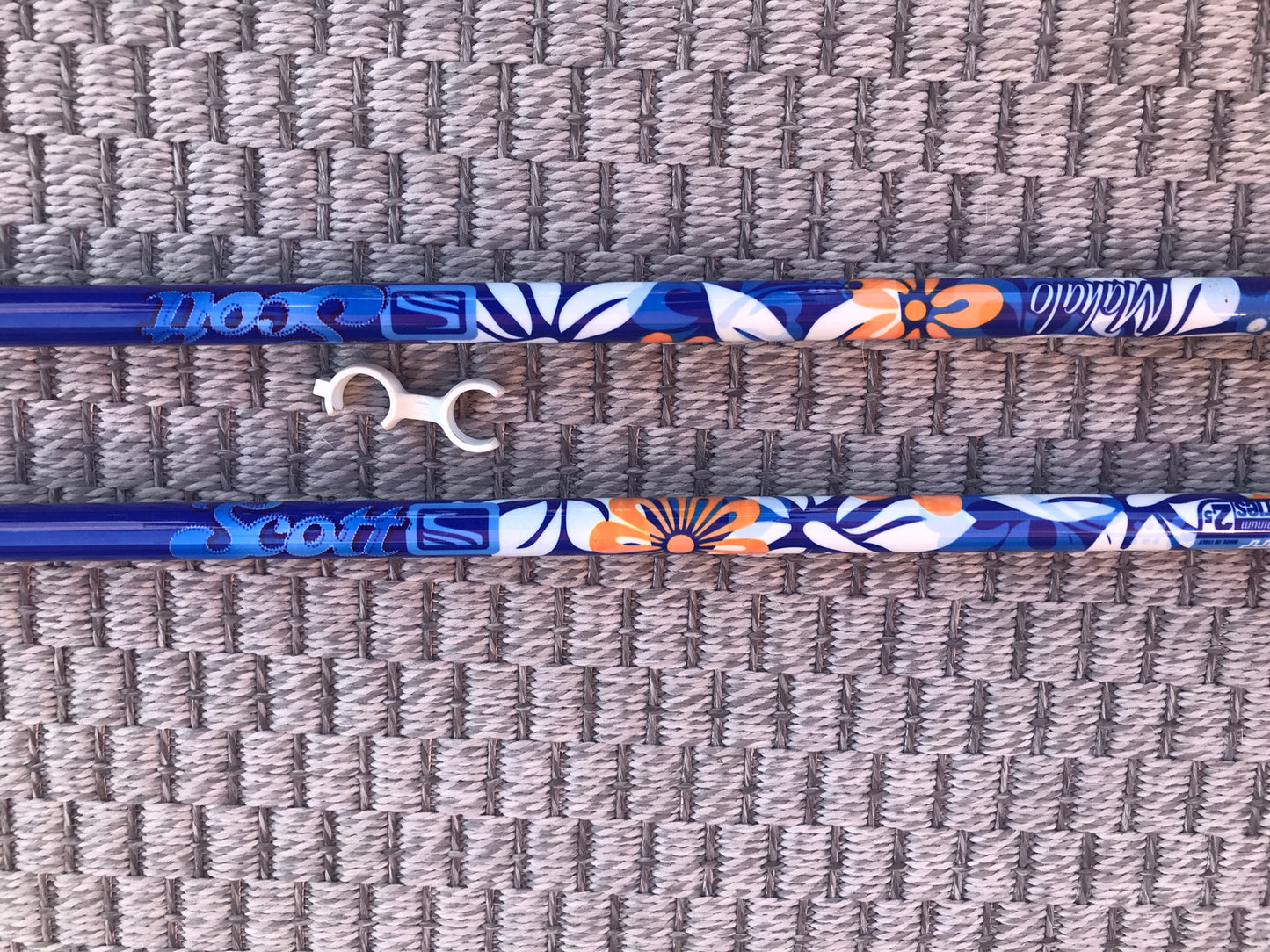 Ski Poles Adult Size 46 inch 115 cm Scott Mahalo Blue Tangerine Excellent Like New