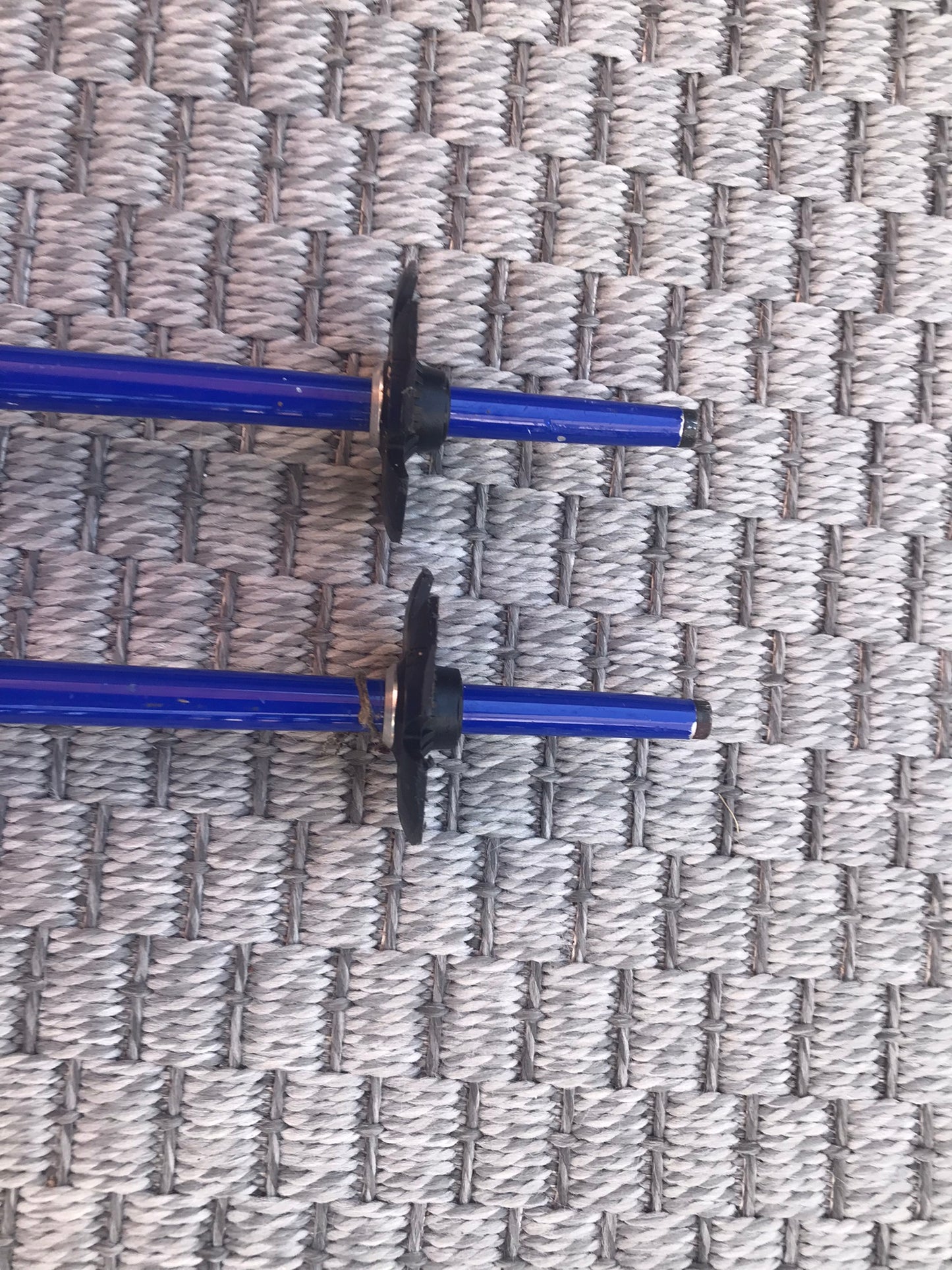 Ski Poles Adult Size 46 inch 115 cm Scott Mahalo Blue Tangerine Excellent Like New