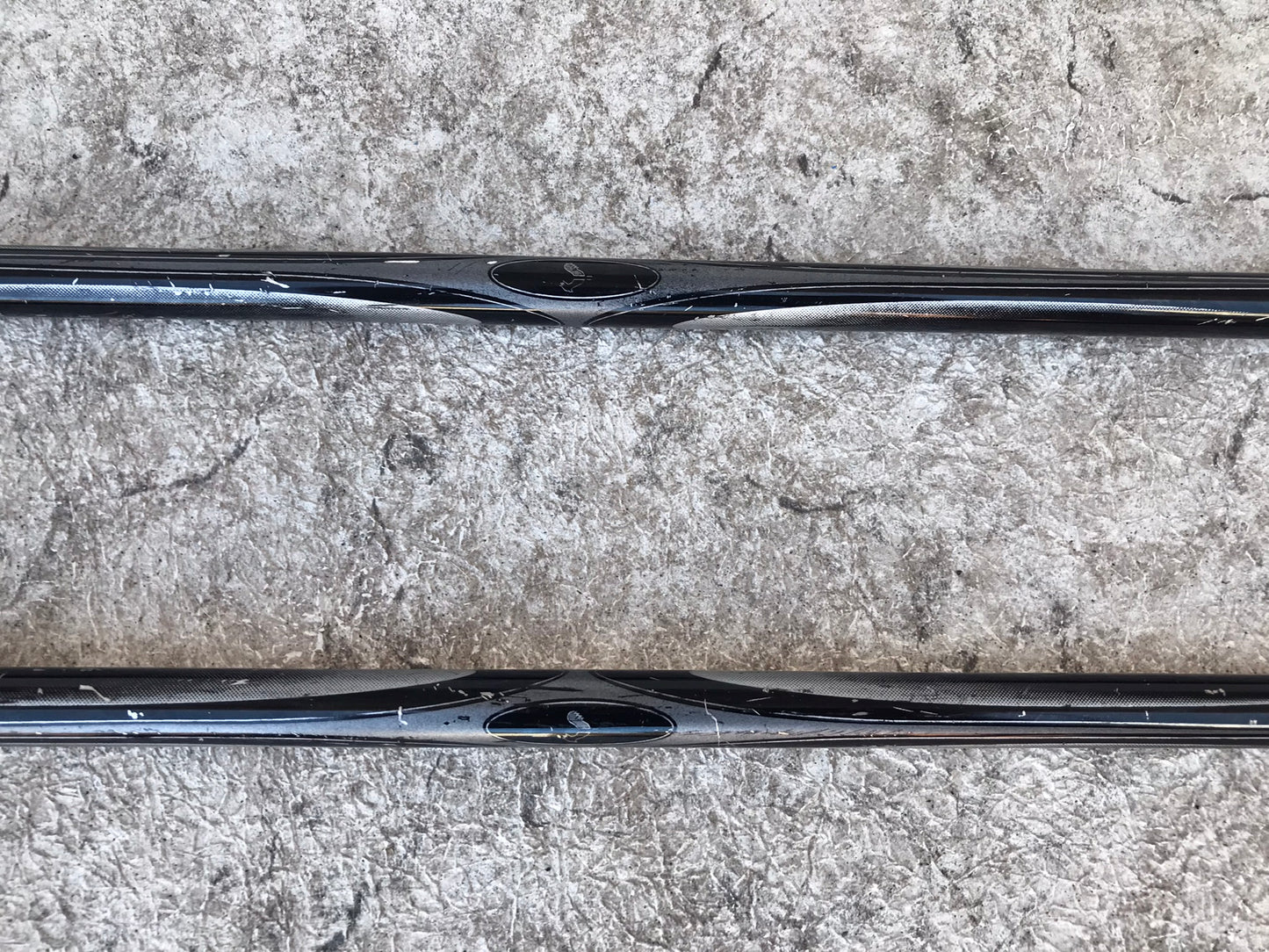 Ski Poles Adult Size 48 inch 120 cm Rossignol Black Grey