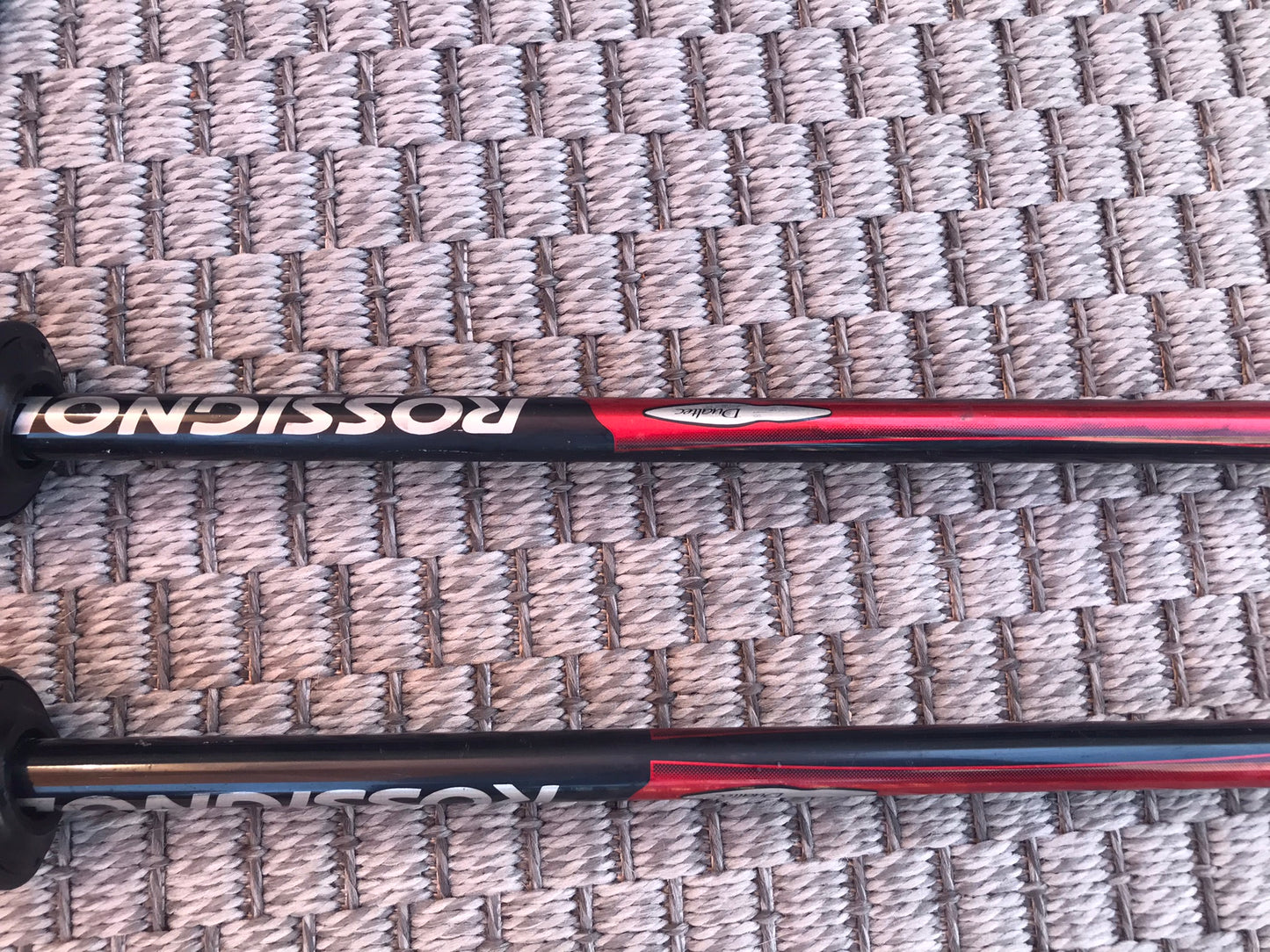 Ski Poles Adult Size 48 inch 120 cm Rossignol Black Red With Rubber Handles Excellent