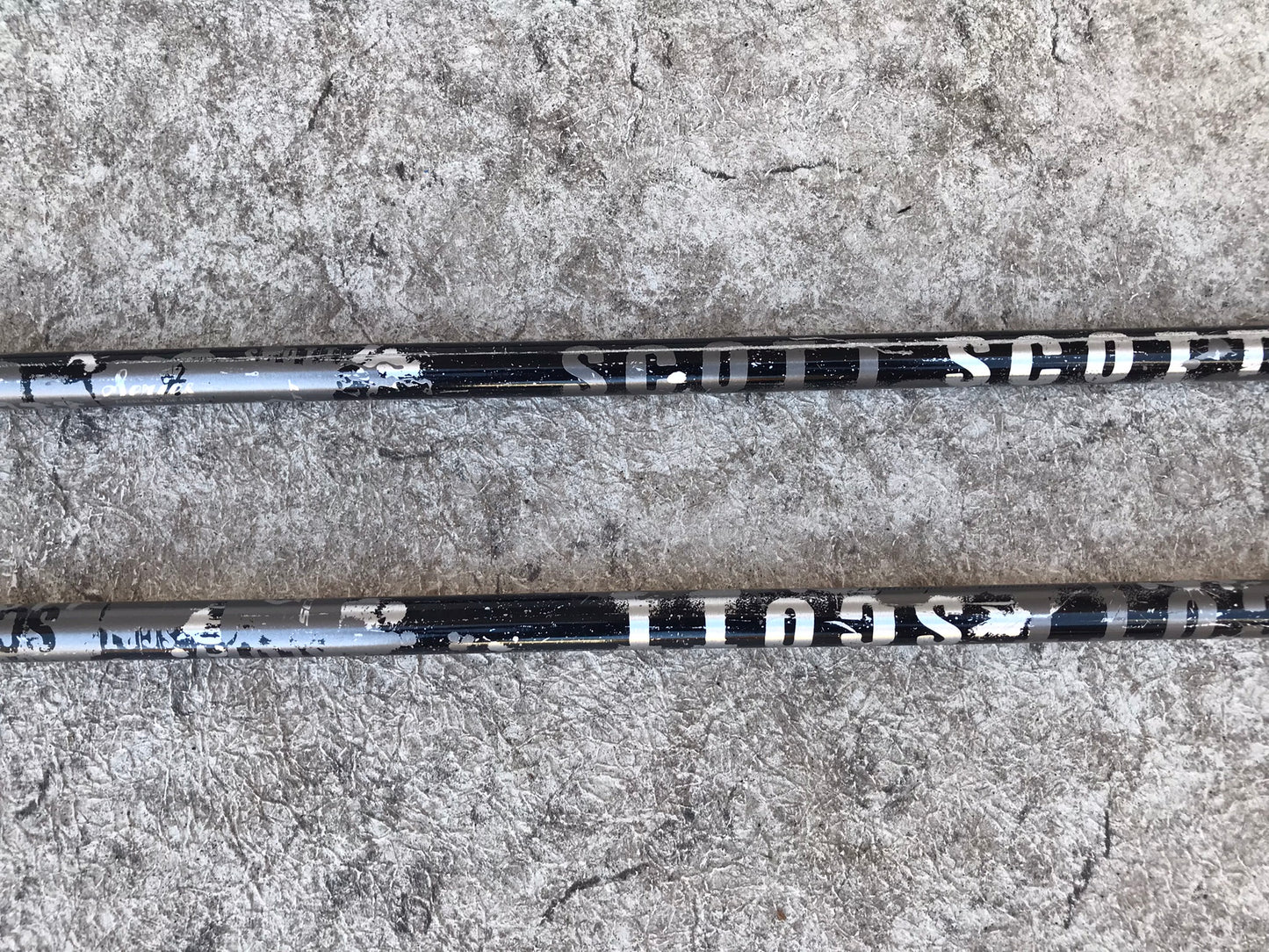 Ski Poles Adult Size 48 inch 120 cm Scott Black Grey Rubber Handles Slight Bend