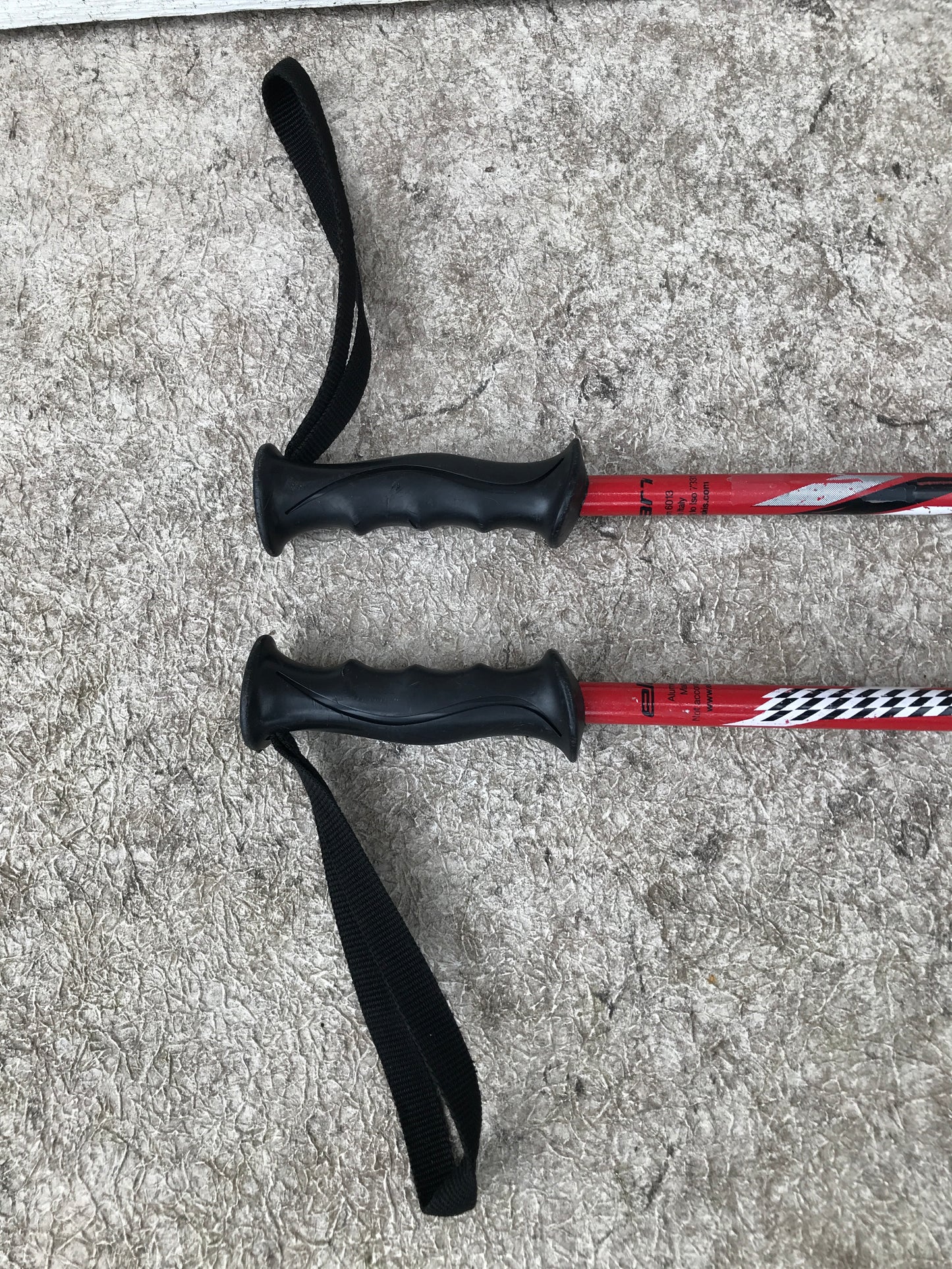 Ski Poles Child Size 39in Elan Red Black
