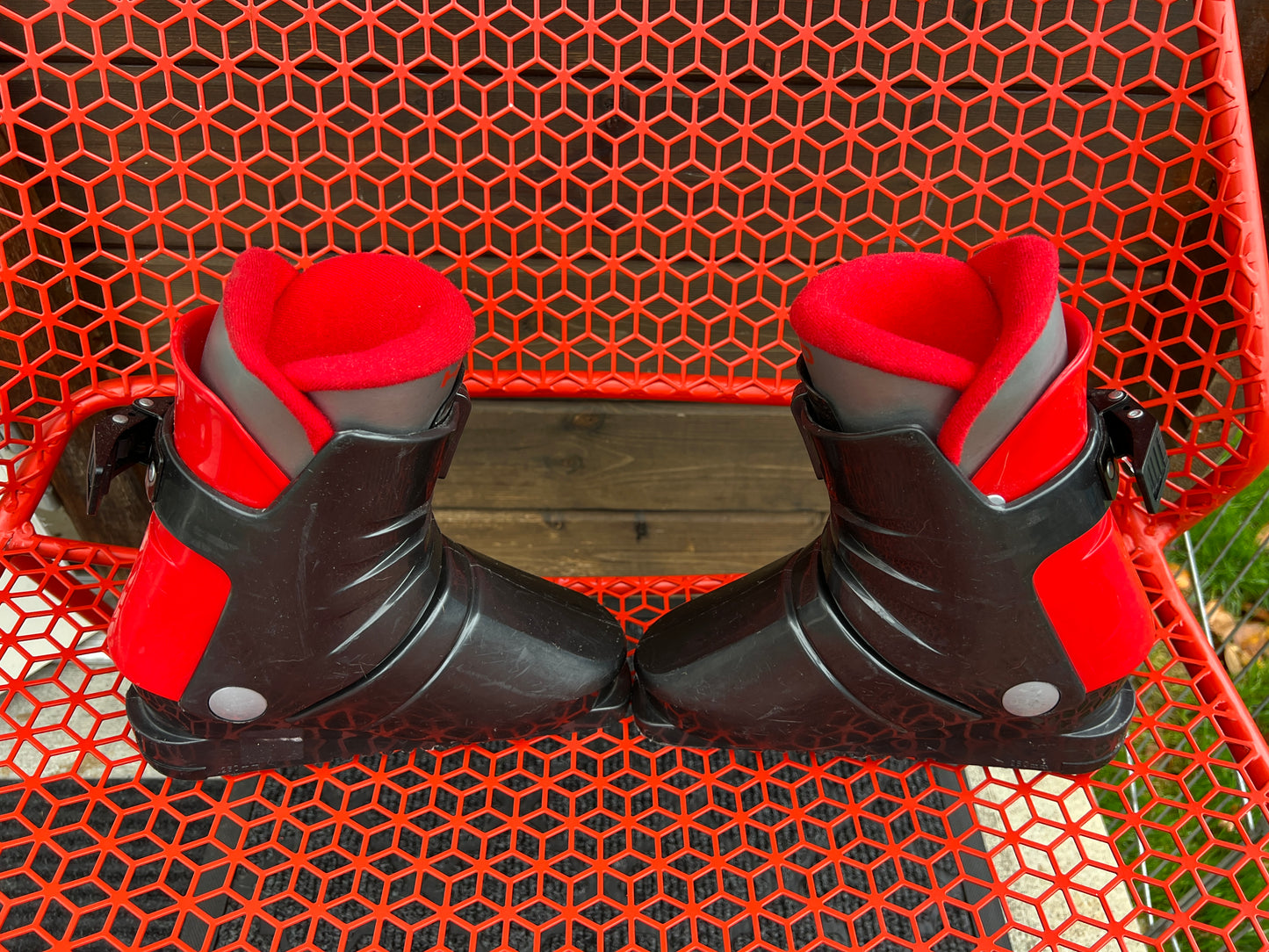 Ski Boots Mondo Size 20.0 child Size 1 Head 250 mm Black Red