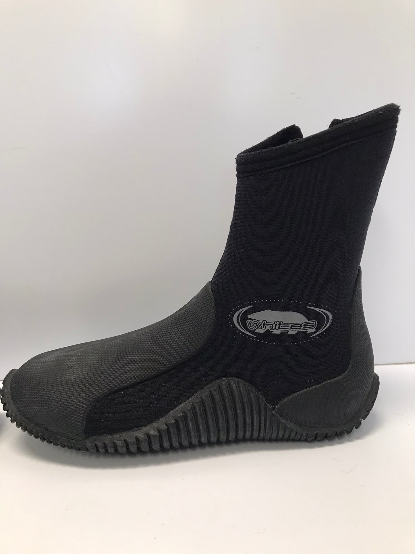 Snorkel Dive Surf Booties Men's Size 7 Whites 4-5mm Black Side Zipper Excellent