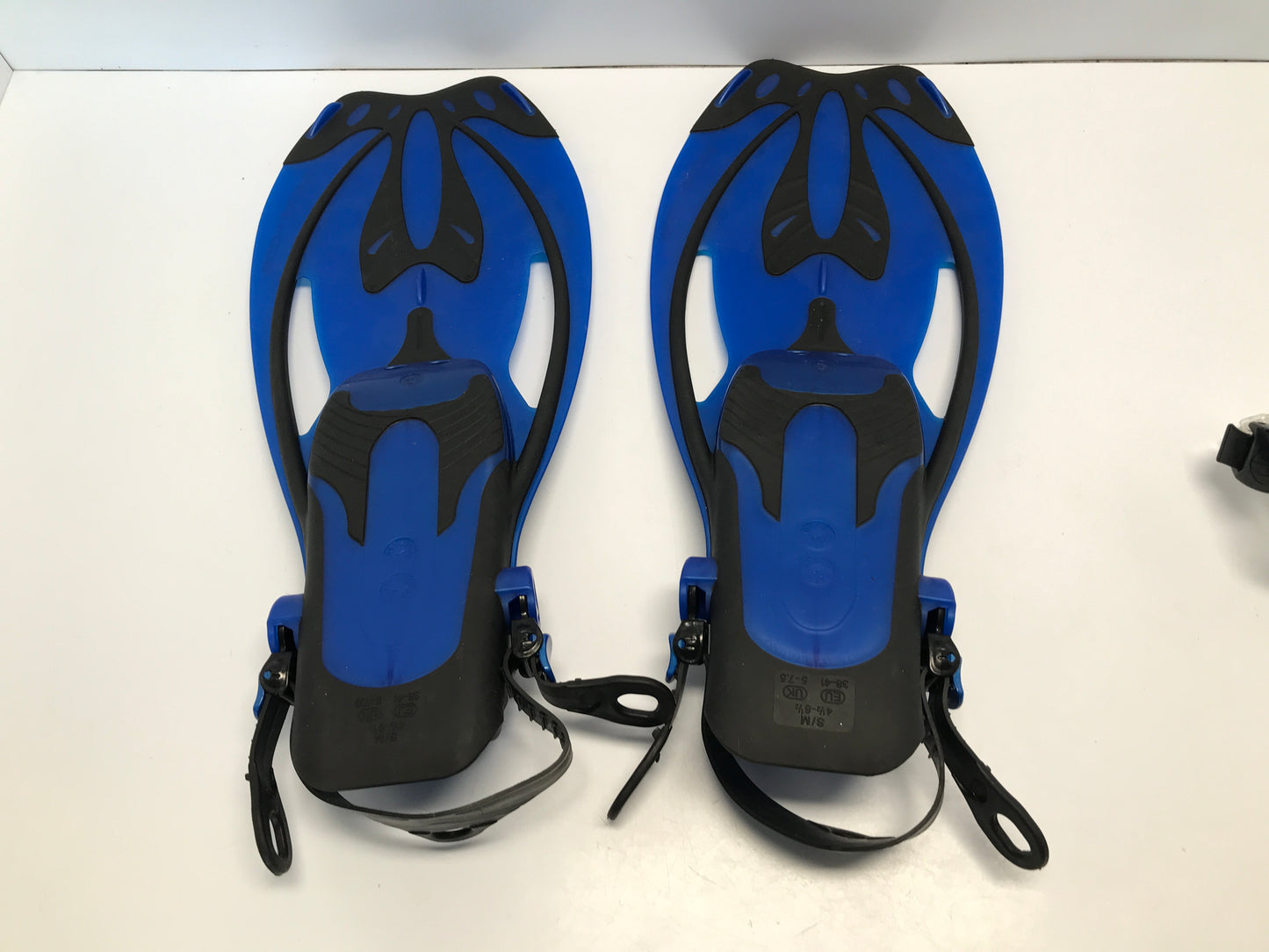 Snorkel Dive Surf Fins Set Men's Women Size 4.5-8.5 Blue Black Adjustable Excellent