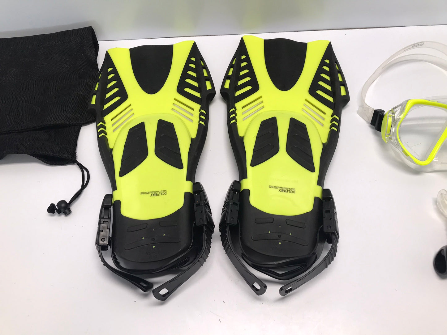 Snorkel Dive Surf Men's Size 4.5 Ladies Size 8.5 Dolfino Scuba Swim Lime Black Like New