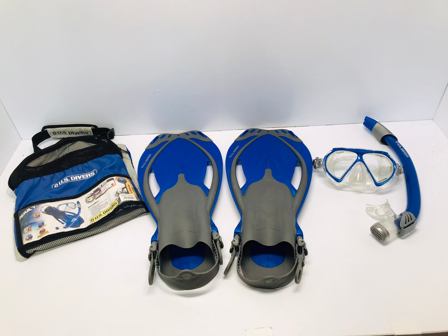 Snorkel Dive Swim Fins Men's Size 4.5-8.5 Ladies 5-9.5 Shoe US Divers Blue Grey Like New