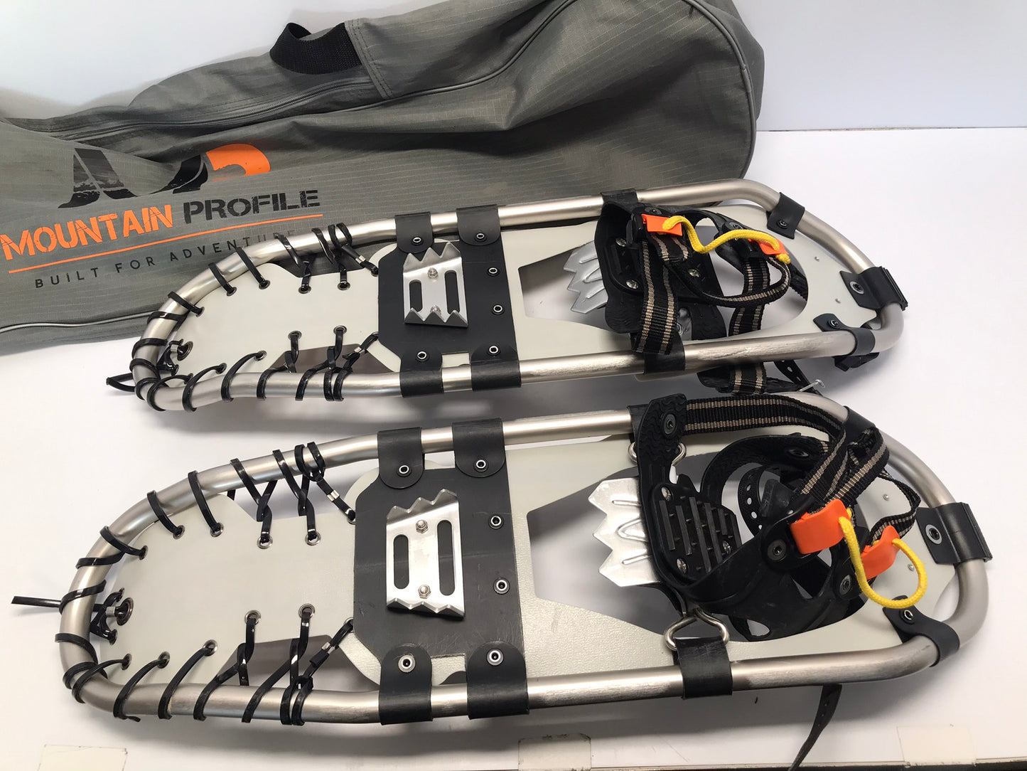 Snowshoes 27 Inches Men's Shoe Size 9-12 Yukon Charlie