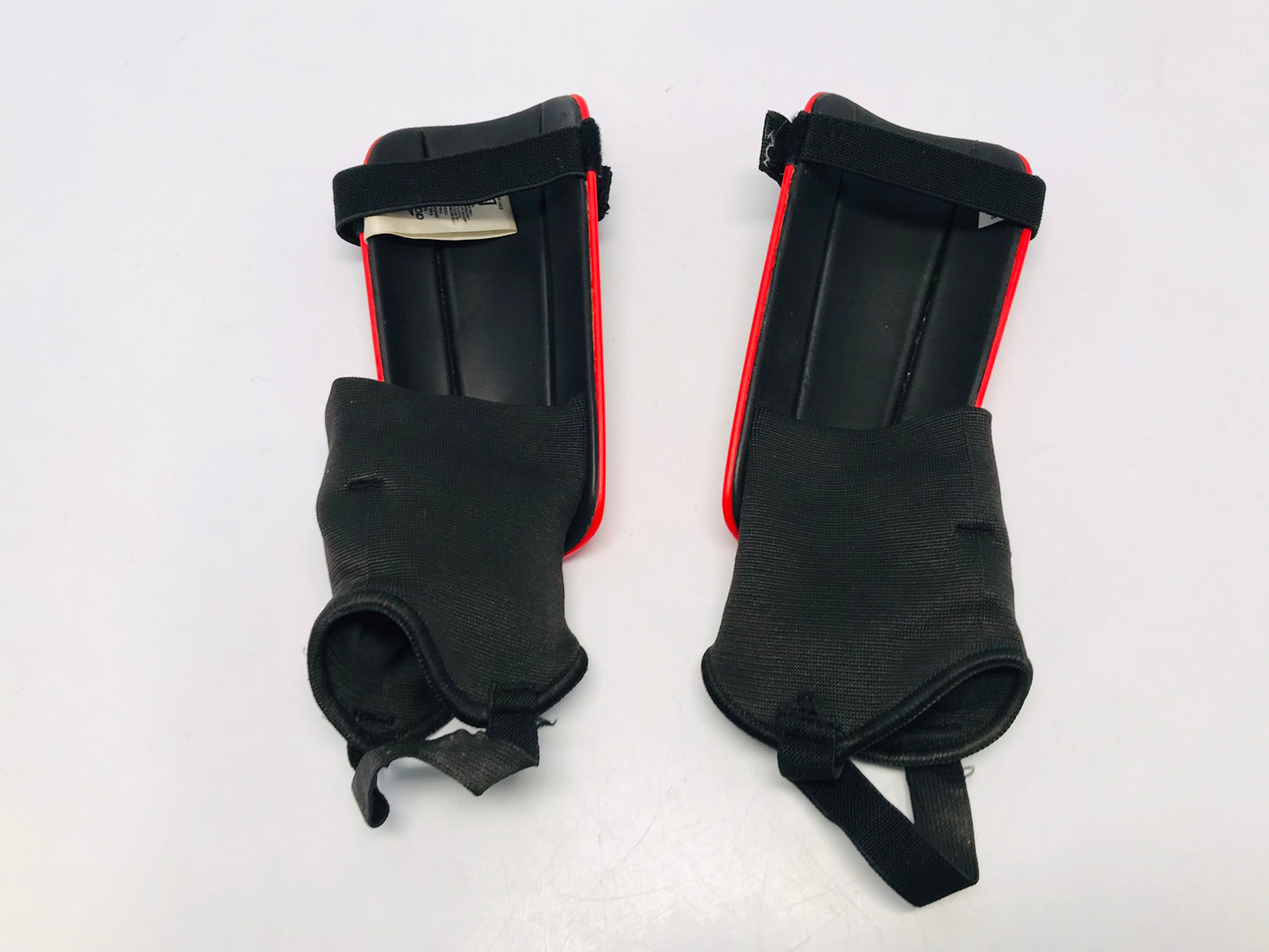 Soccer Shin Pads Child Size Large 7-10 Adidas Red Black Like New