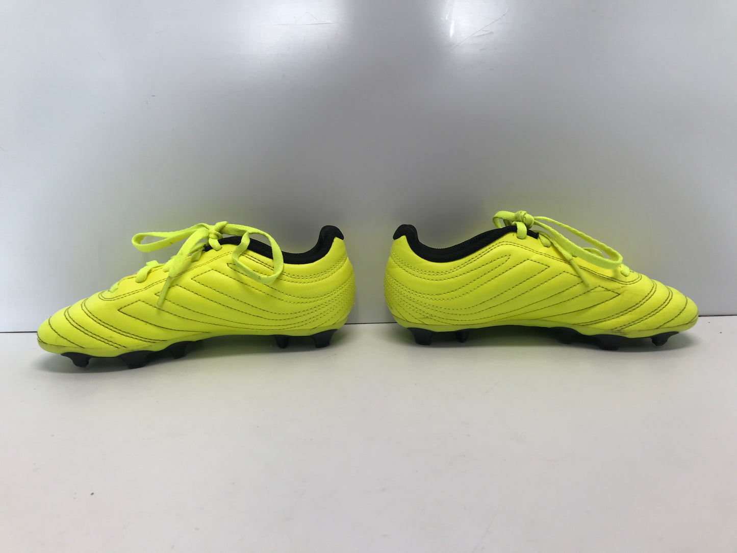 Soccer Shoes Cleats Child Size 1.5 Adidas Copa Lime Black Like New