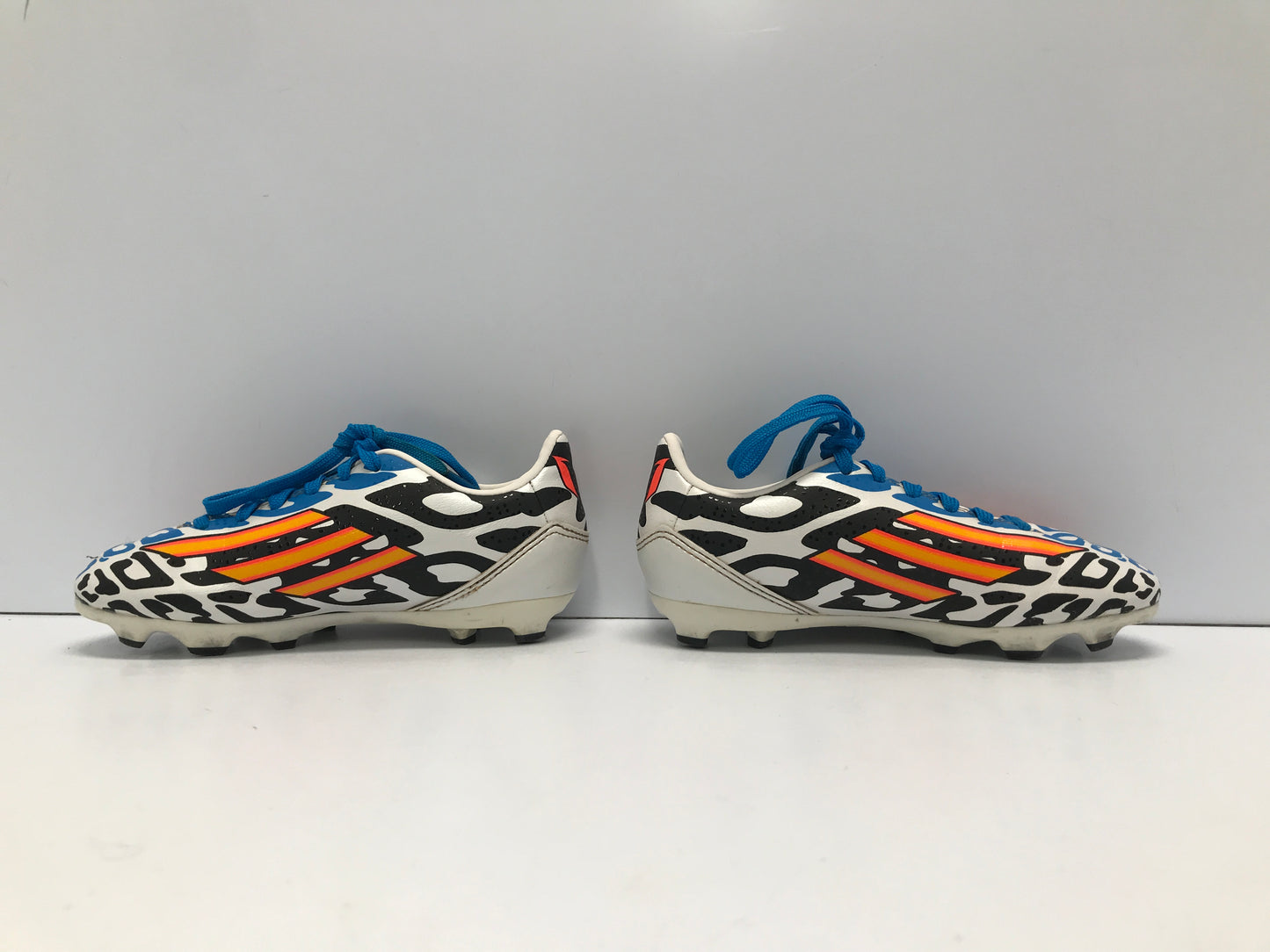 Soccer Shoes Cleats Child Size 11 Adidas White Orange Black Excellent