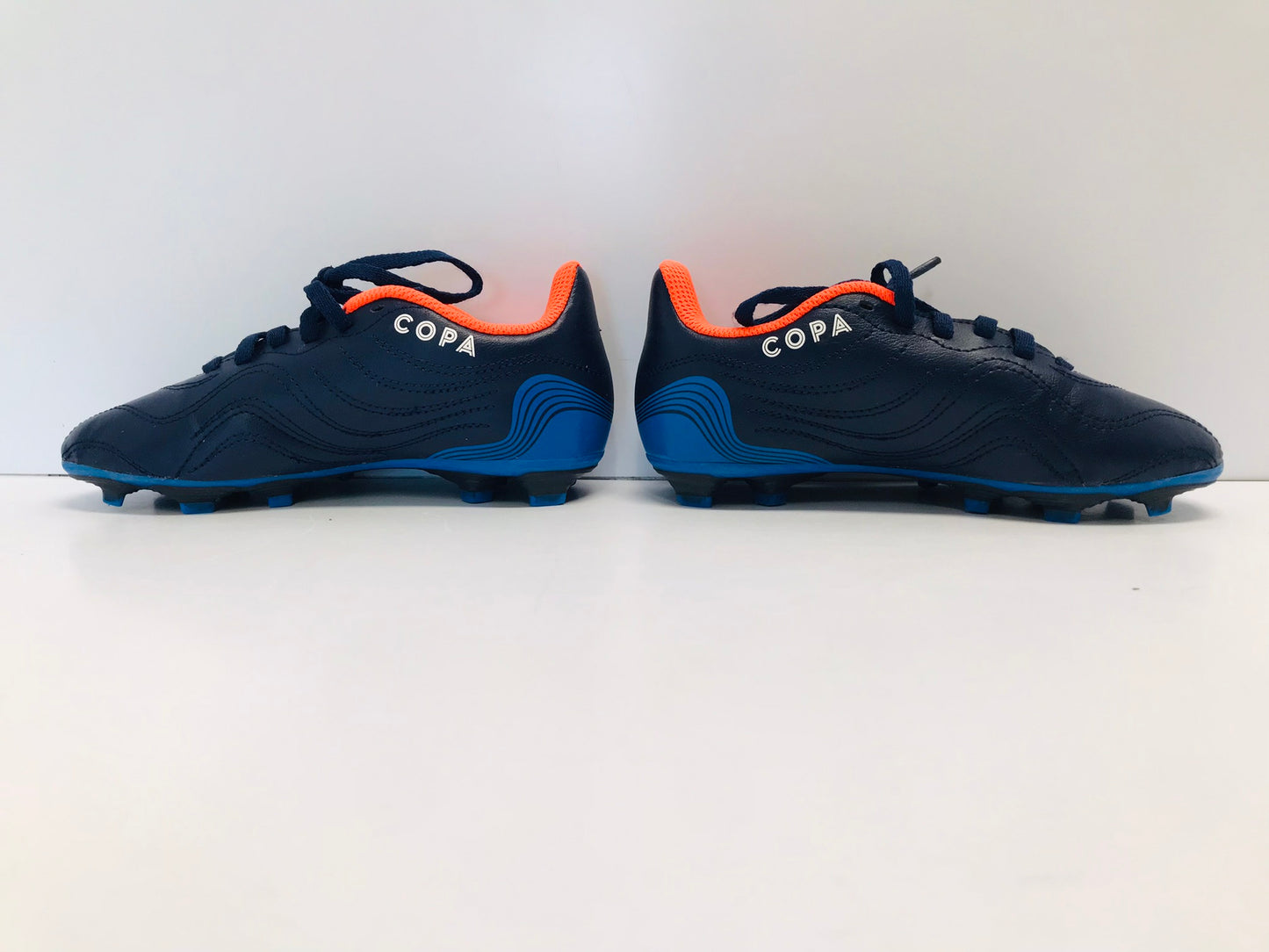 Soccer Shoes Cleats Child Size 13 Adidas Blue Tangerine Like New