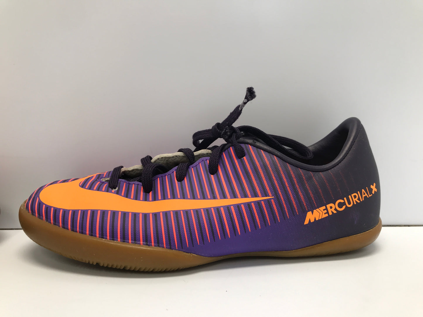 Soccer Shoes Cleats Child Size 13 Nike Mercurial Indoor Court Shoes Like New