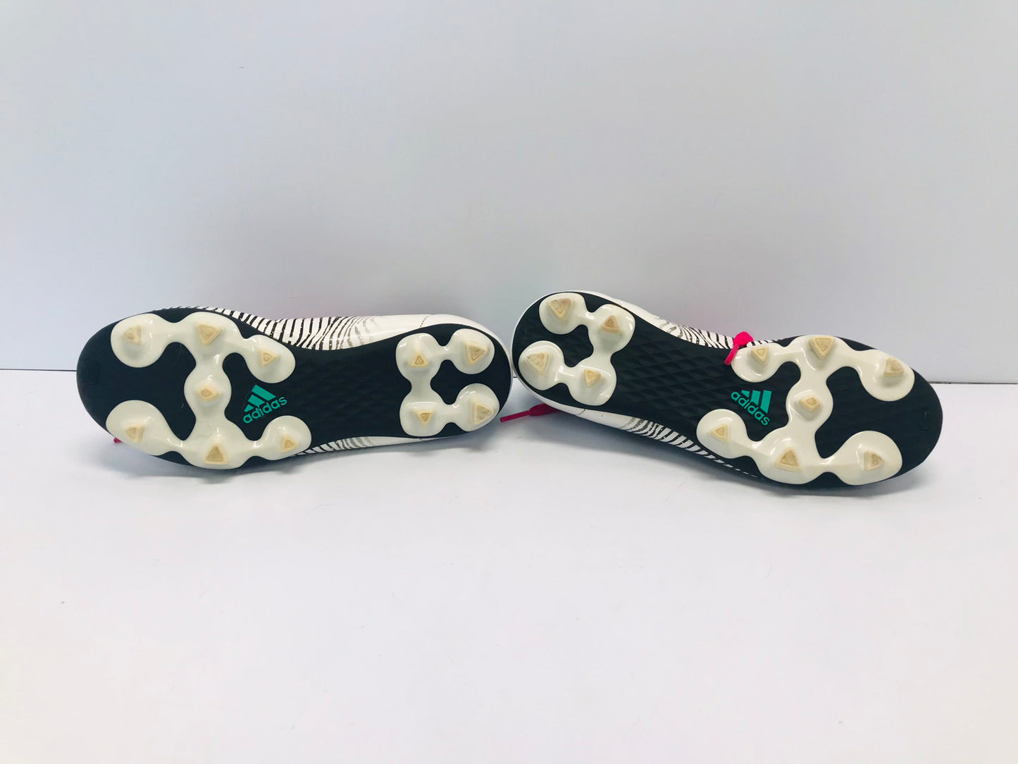 Soccer Shoes Cleats Child Size 1 Adidas White Black Pink Teal Like New