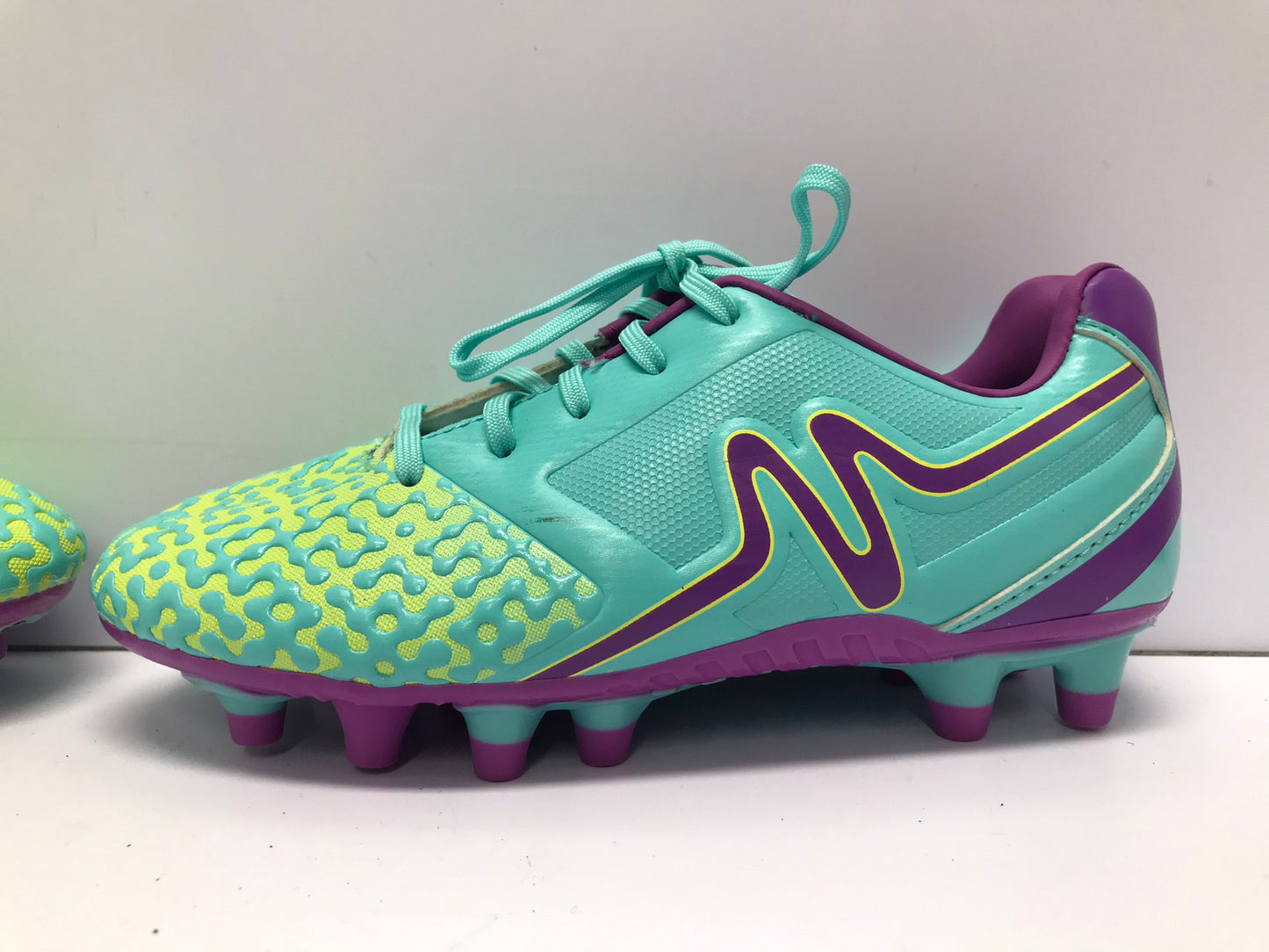 Soccer Shoes Cleats Child Size 1 Mitre Aqua Blue Lime Purple New Demo Model