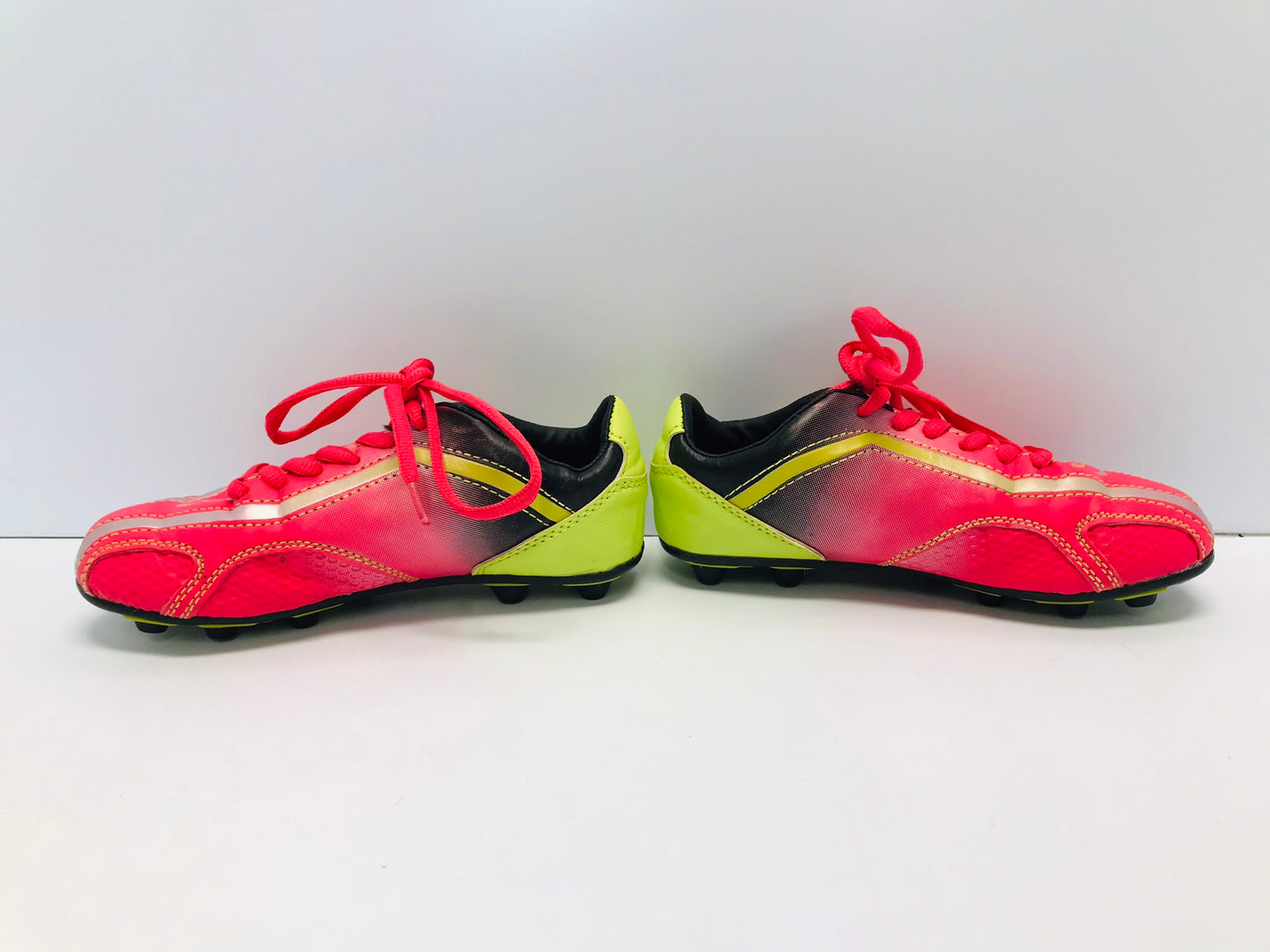Soccer Shoes Cleats Child Size 1 Rawlings Pink