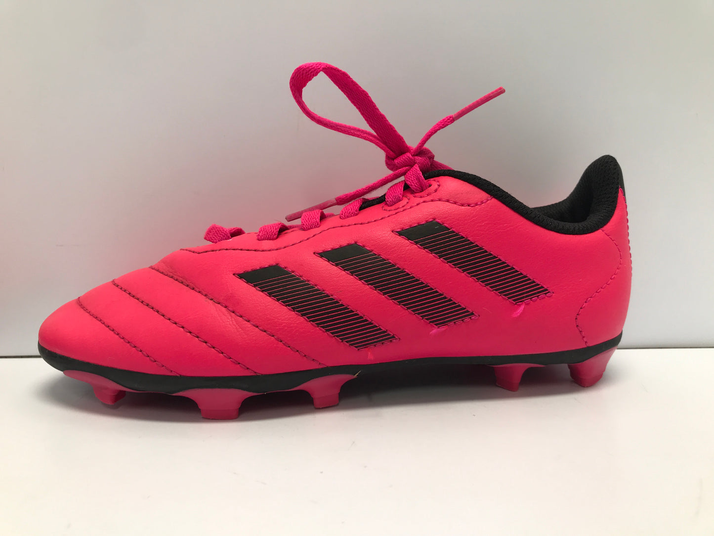 Soccer Shoes Cleats Child Size 2.5 Adidas Fushia Pink Black Excellent