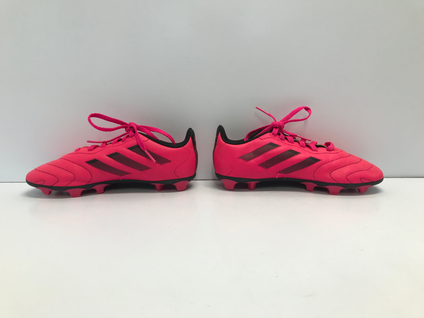 Soccer Shoes Cleats Child Size 2.5 Adidas Fushia Pink Black Excellent