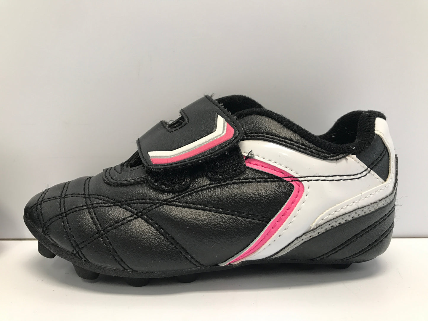 Soccer Shoes Cleats Child Size 2 Athletic Black Pink
