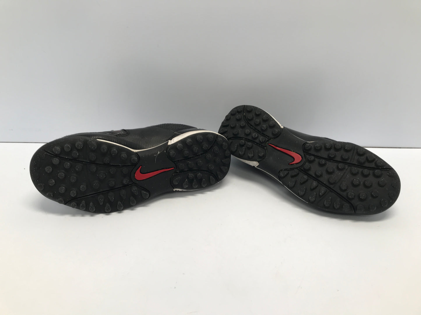 Soccer Shoes Cleats Child Size 2 Indoor Nike Total 90 Black Excellent