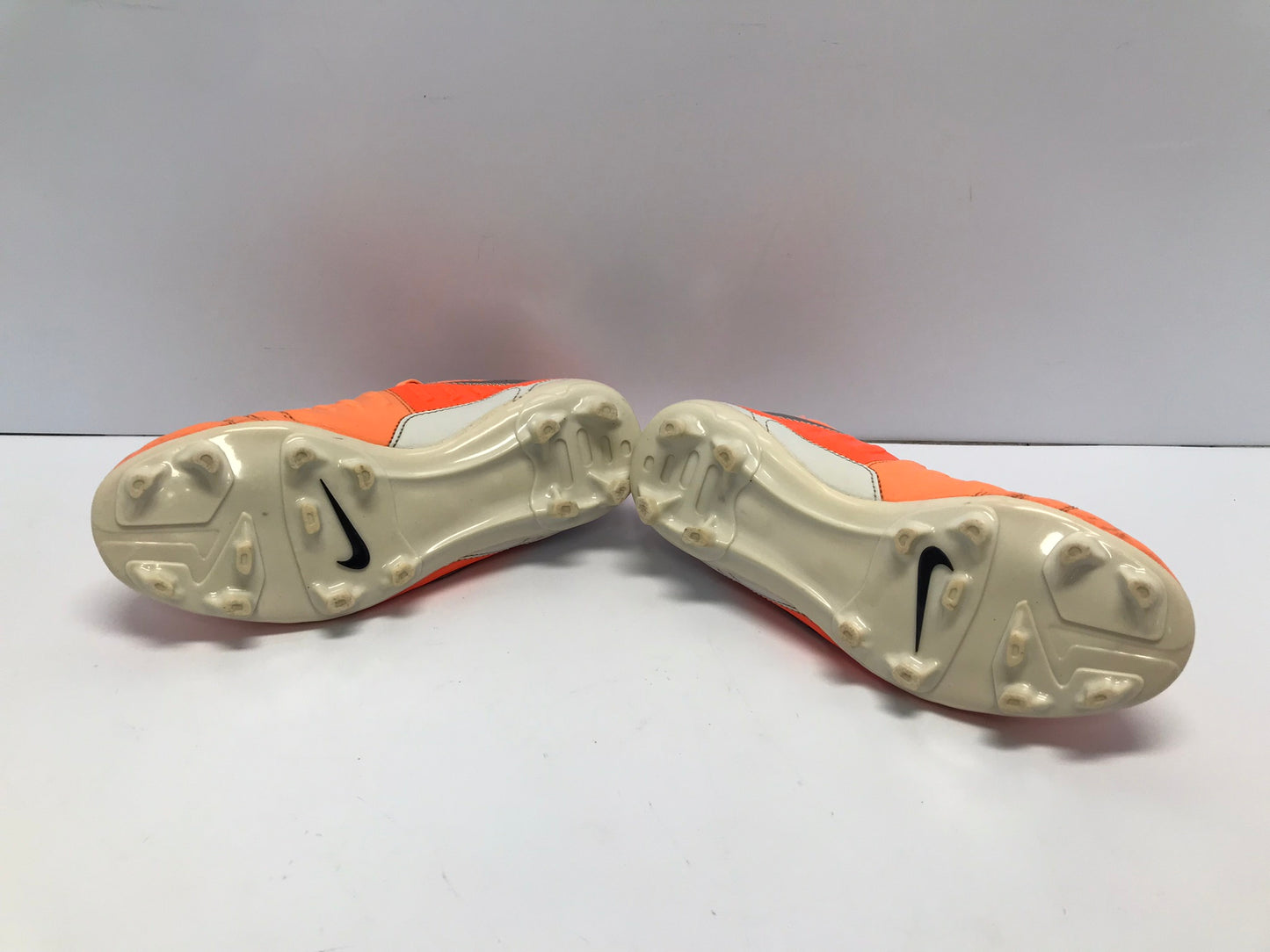 Soccer Shoes Cleats Child Size 2 Nike Orange Grey Black