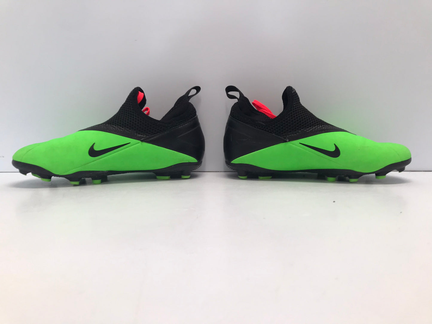 Soccer Shoes Cleats Child Size 2 Nike Phantom Lime Green Black With Slipper Foot