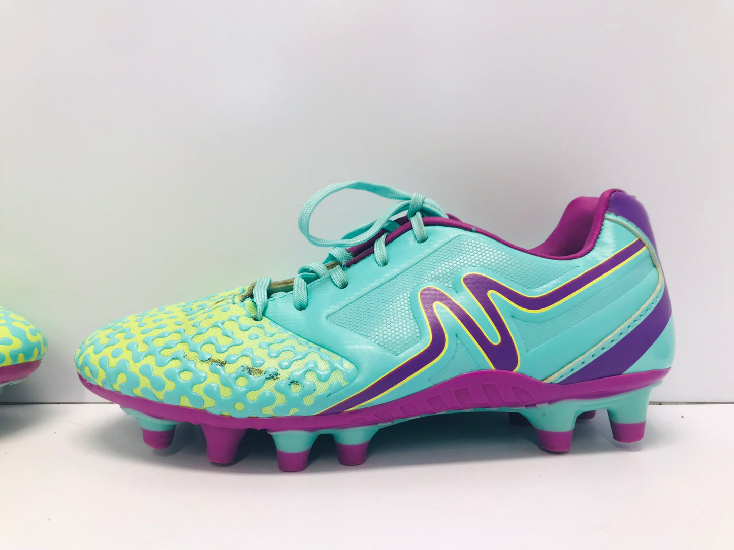 Soccer Shoes Cleats Child Size 2 Teal Purple Excellent