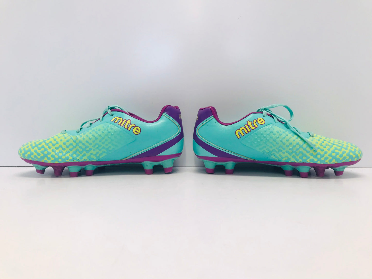 Soccer Shoes Cleats Child Size 2 Teal Purple Excellent