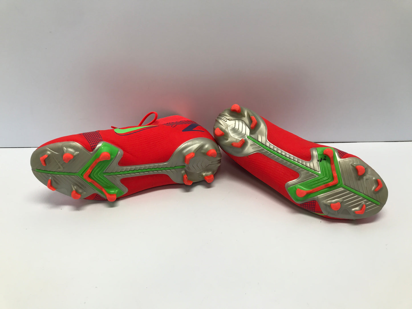 Soccer Shoes Cleats Child Size 3.5 Nike Mercurial Tangerine Purple Lime Slipper Foot Excellent