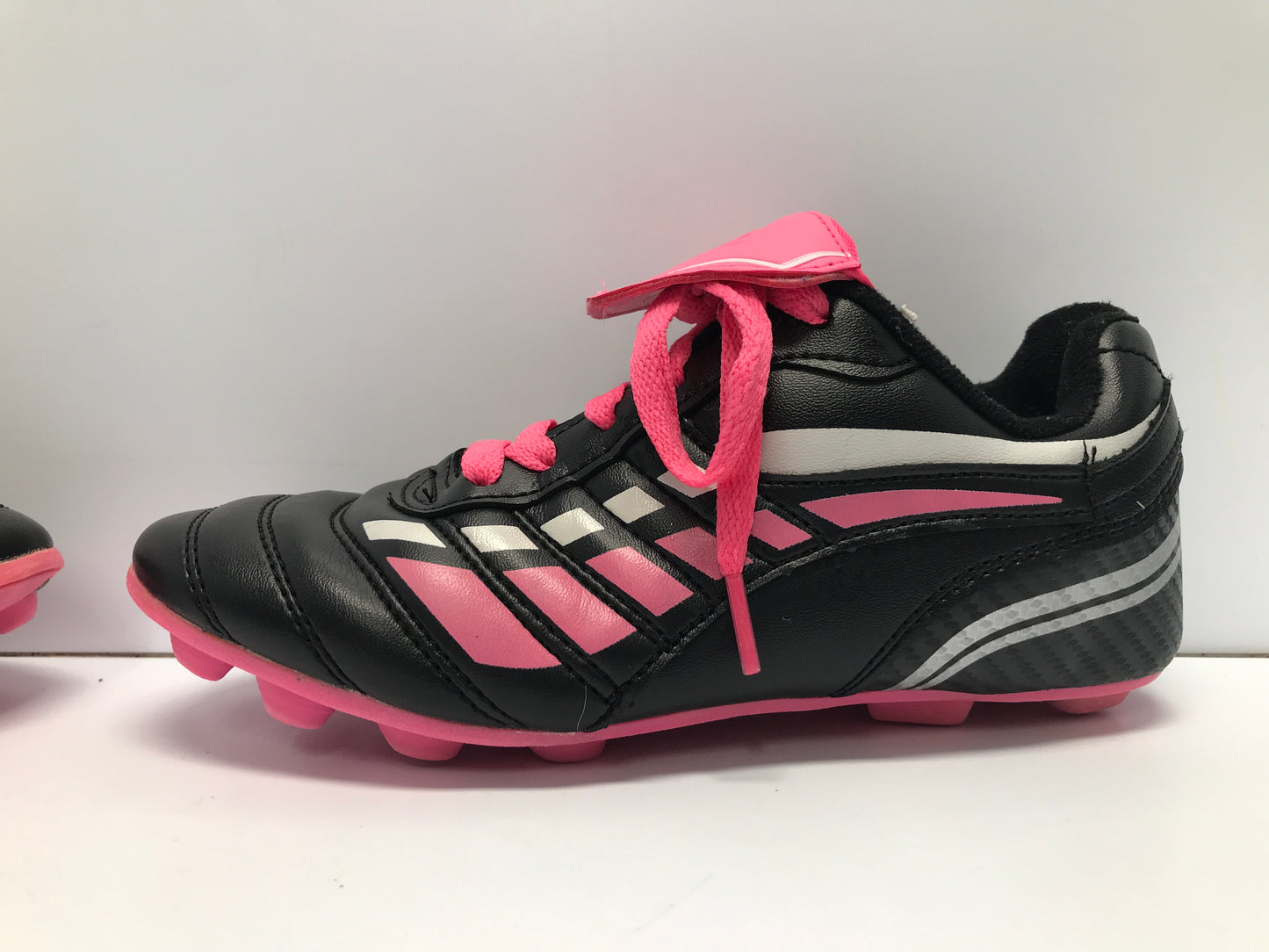 Soccer Shoes Cleats Child Size 3 Athletic Pink Black