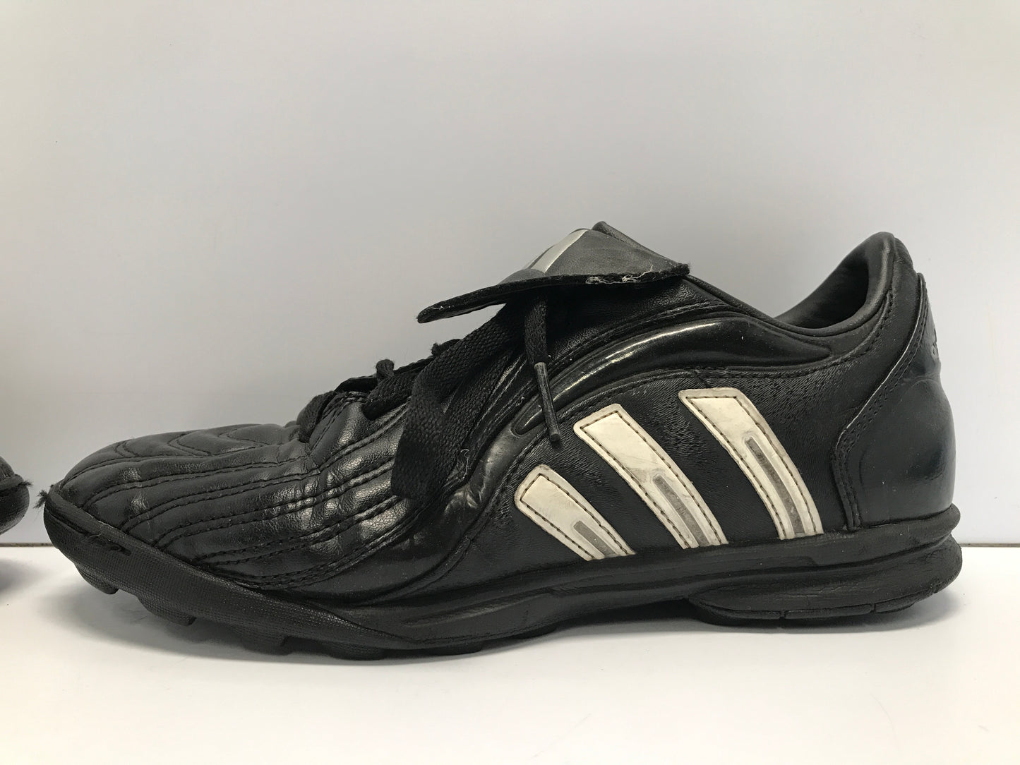 Soccer Shoes Cleats Child Size 4.5 Indoor Adidas Black Excellent