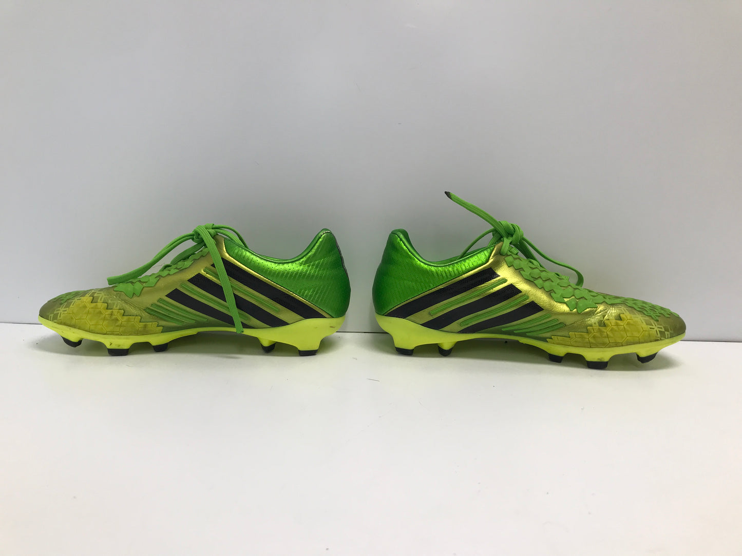 Soccer Shoes Cleats Child Size 4 Adidas Preditor Lime Yellow Excellent