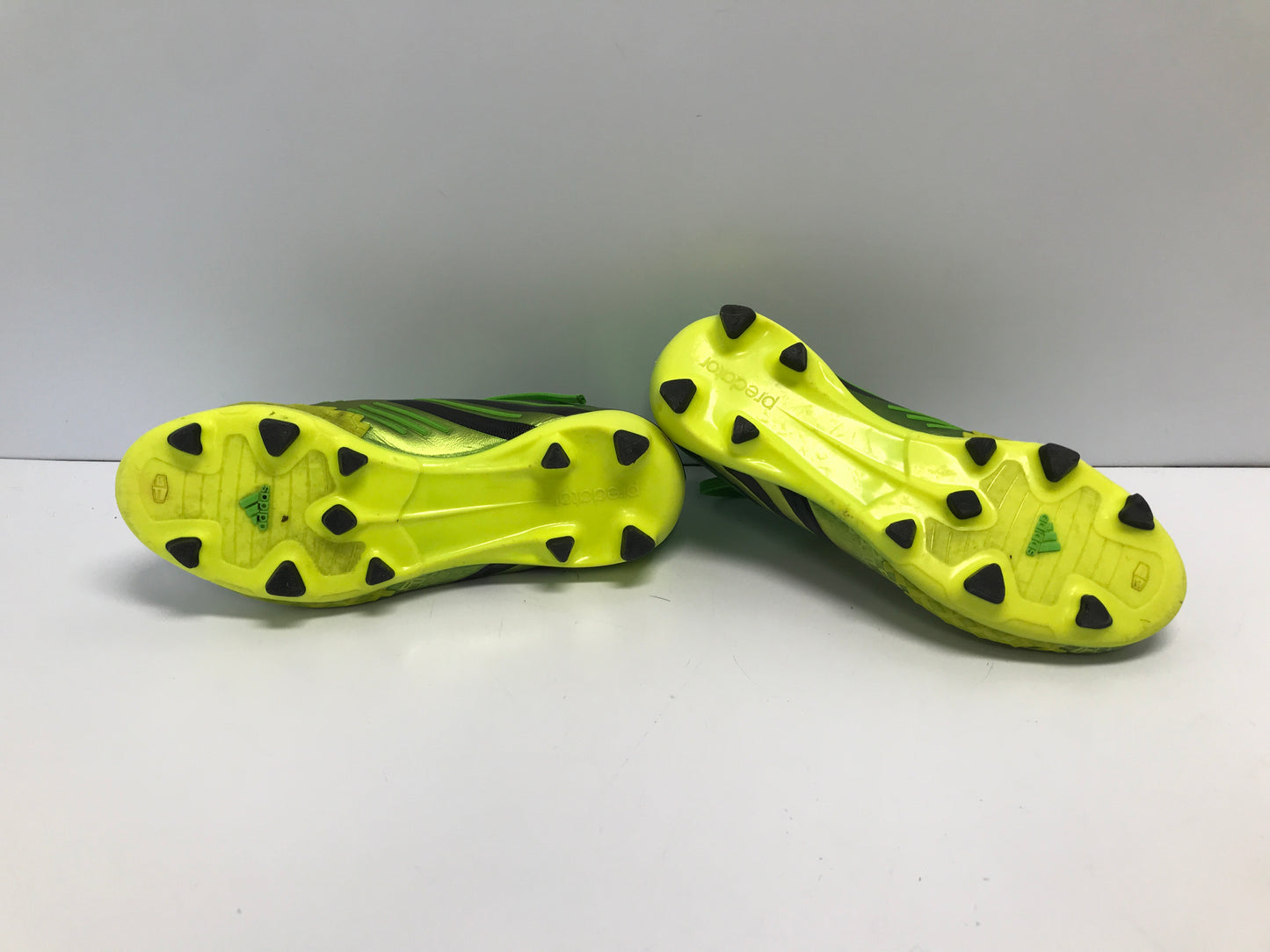 Soccer Shoes Cleats Child Size 4 Adidas Preditor Lime Yellow Excellent