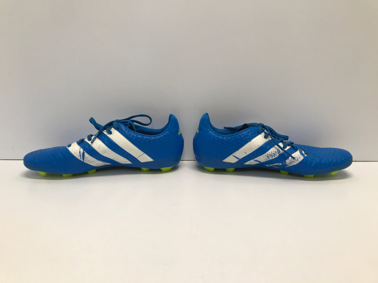 Soccer Shoes Cleats Child Size 6 Adidas Blue White