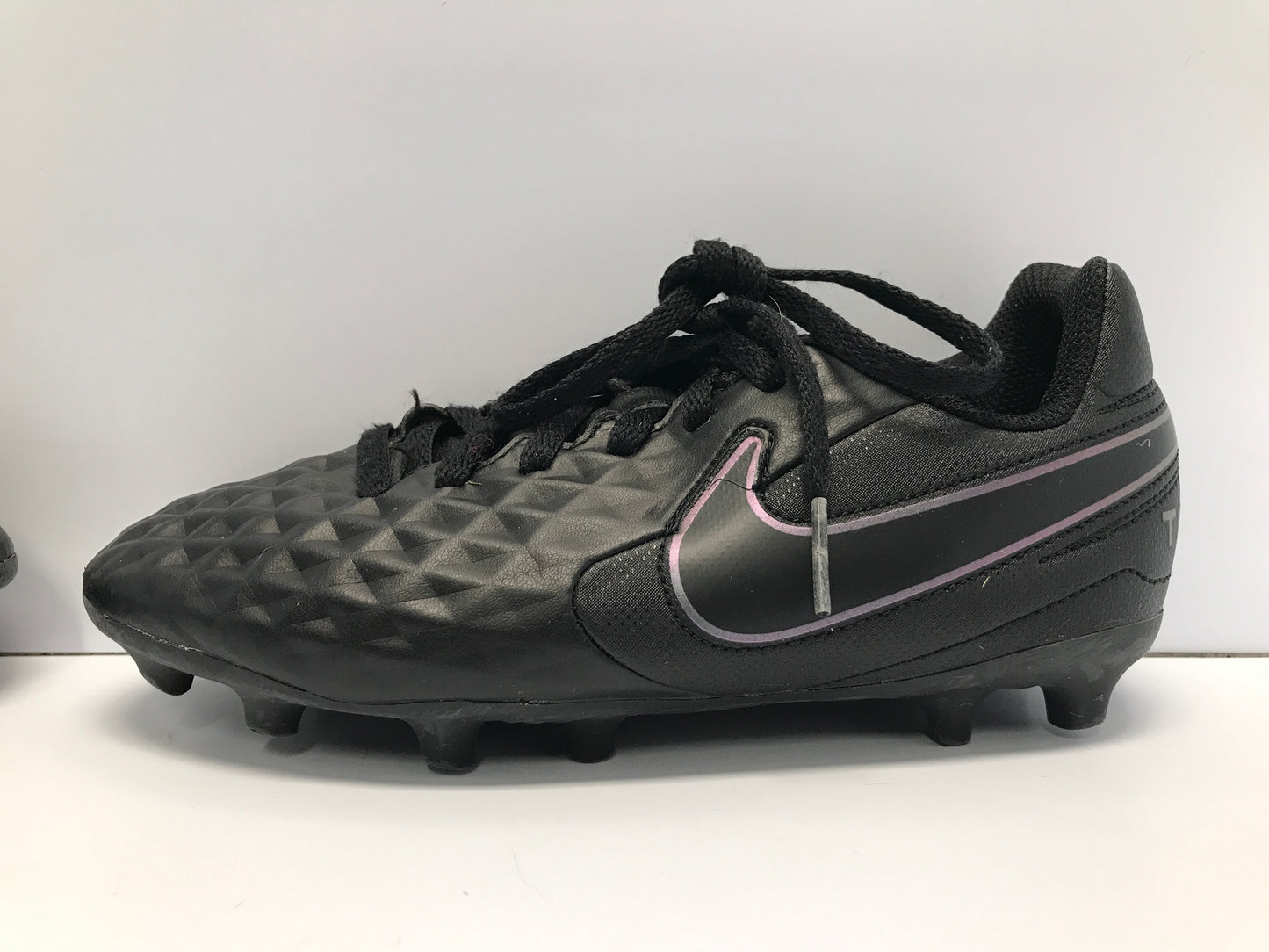 Soccer Shoes Cleats Child Size 8-9 Toddler Nike Tiempo Black