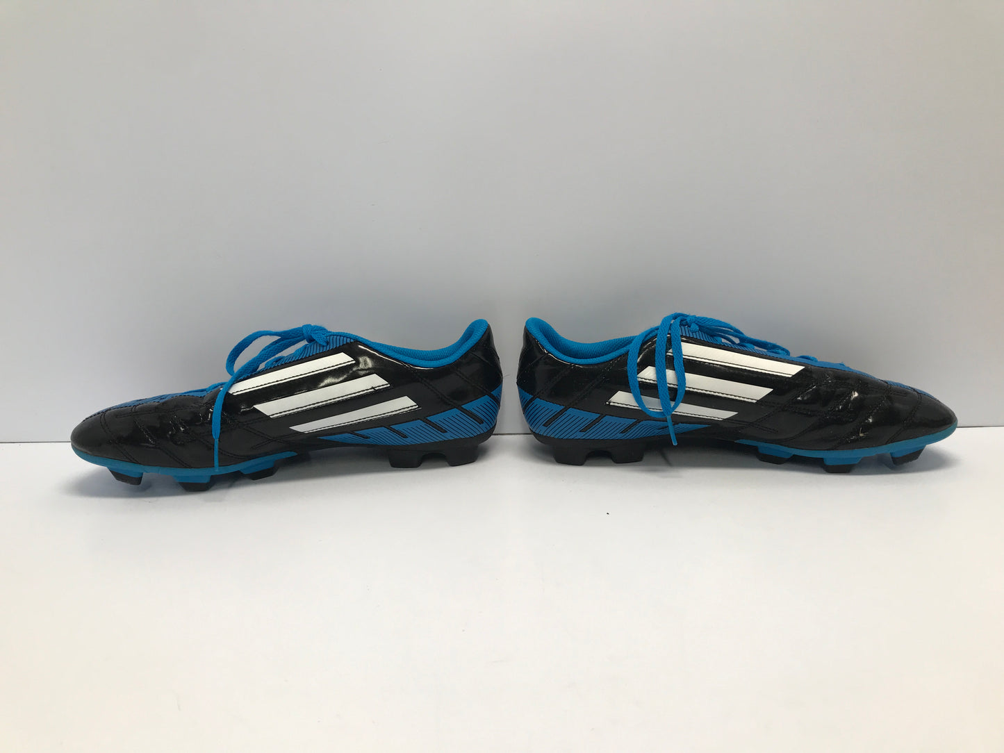Soccer Shoes Cleats Men's Size 10 Adidas Blue Black Like New