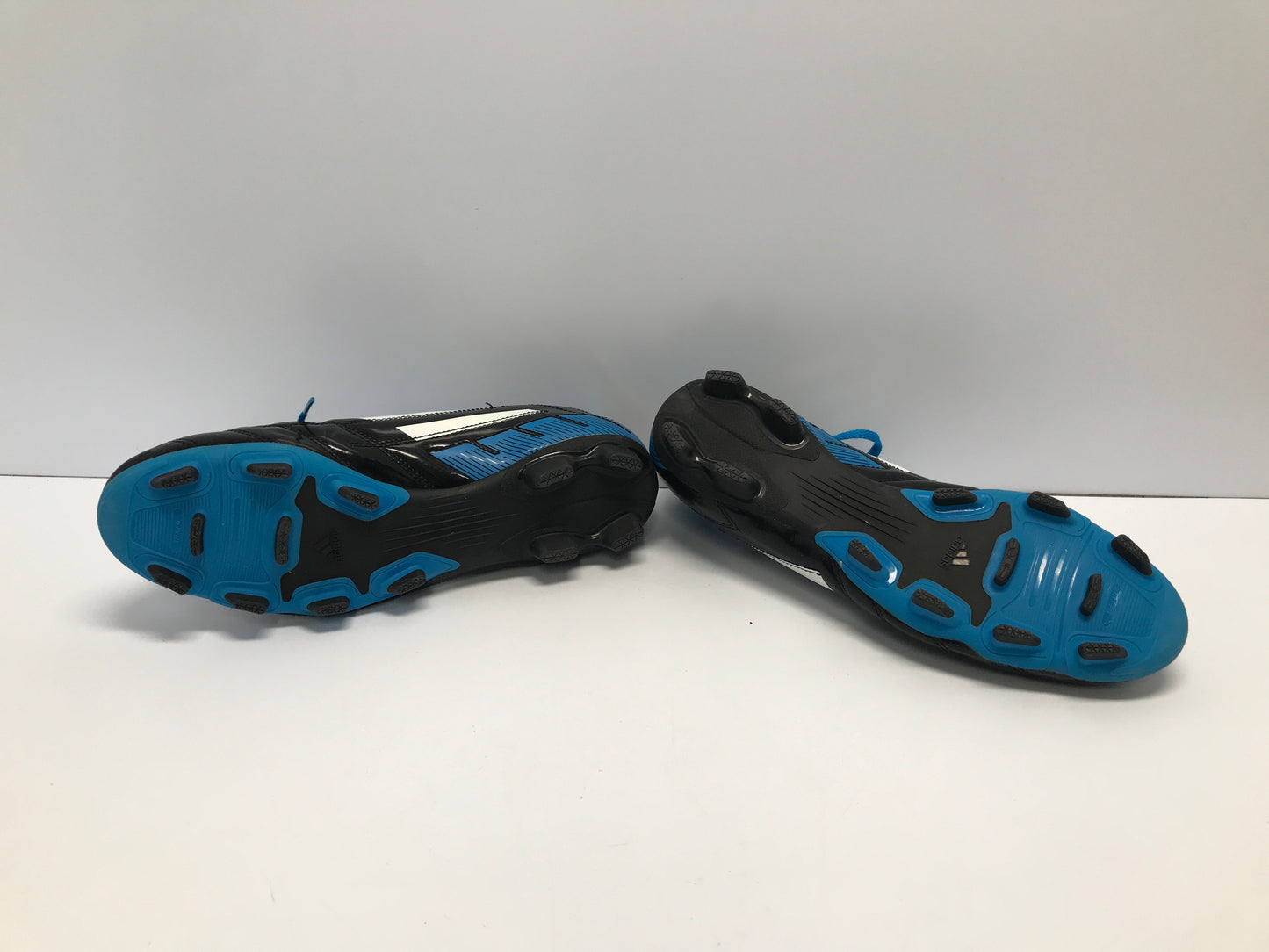 Soccer Shoes Cleats Men's Size 10 Adidas Blue Black Like New