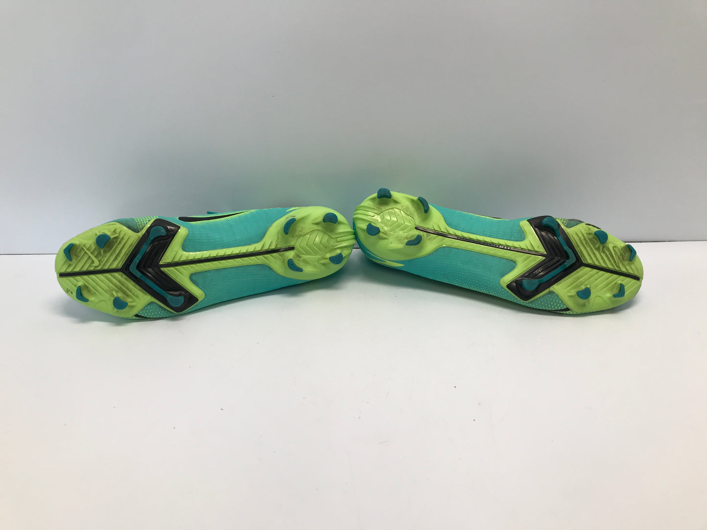 Soccer Shoes Cleats Men's Size 10 Nike Mercurial Aqua Blue Lime Minor Wear