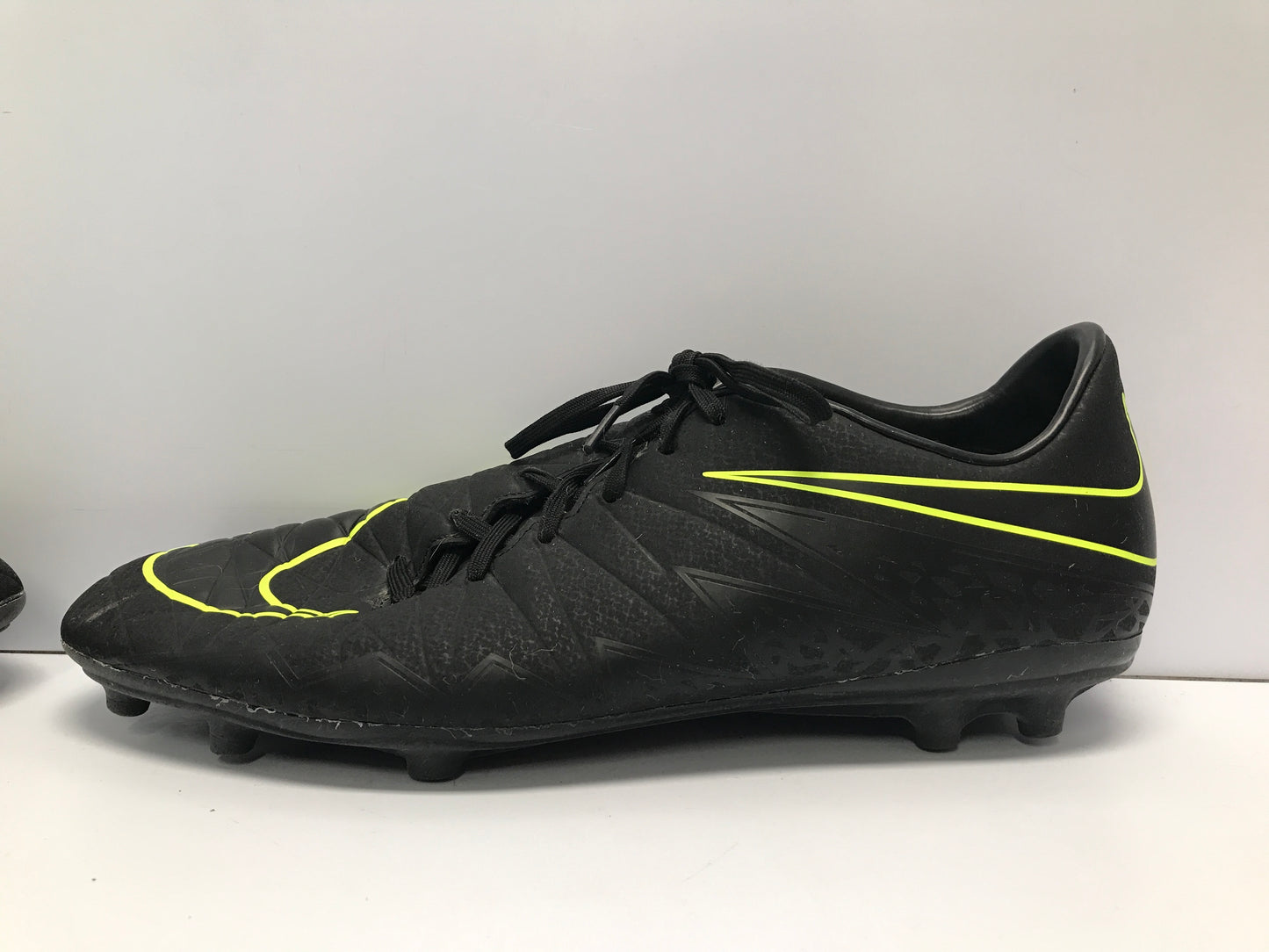 Soccer Shoes Cleats Men's Size 13 Nike Black Lime Excellent